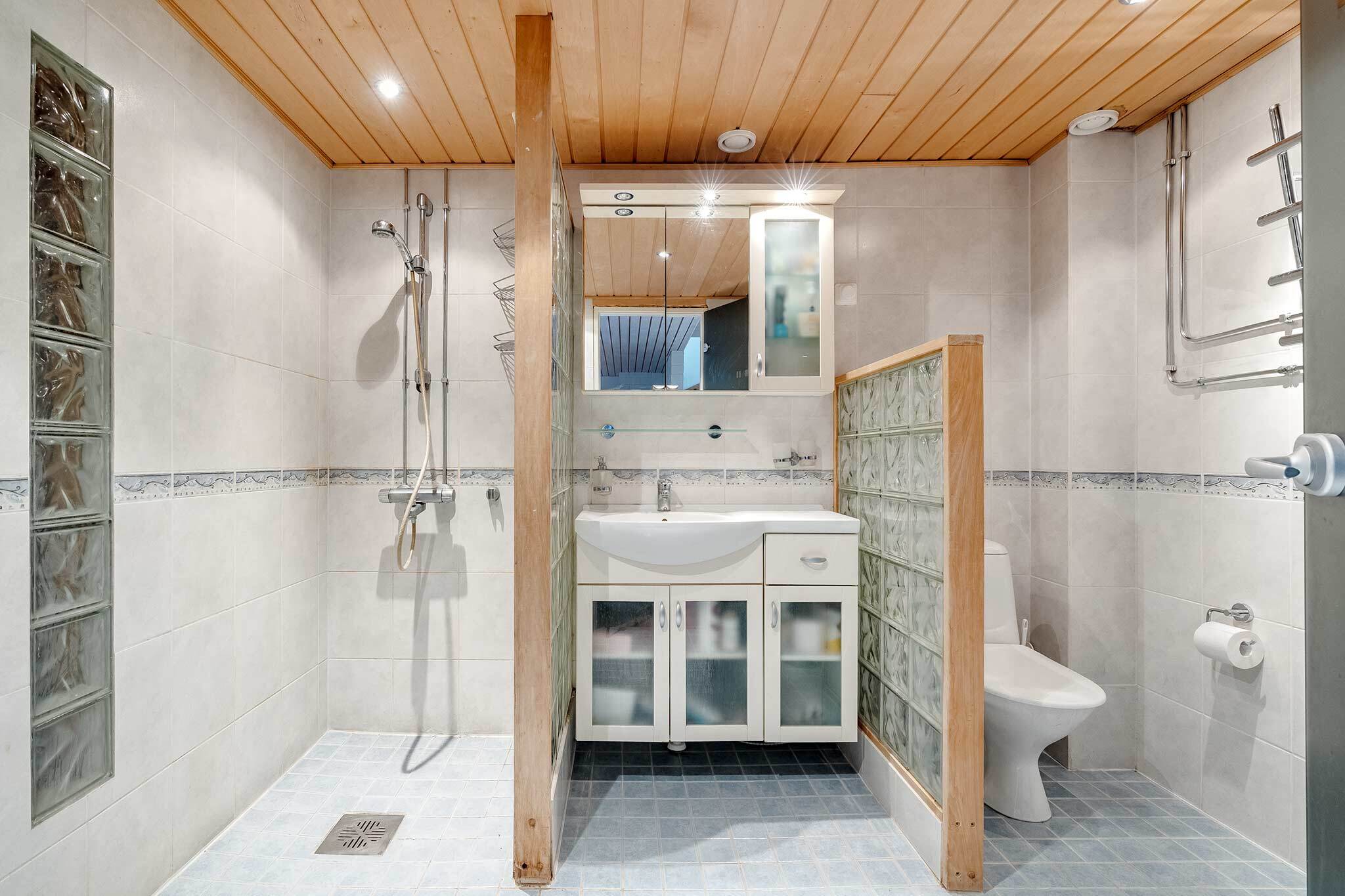 Saarenkärjenkatu 15, Saarenkärki, Tampere