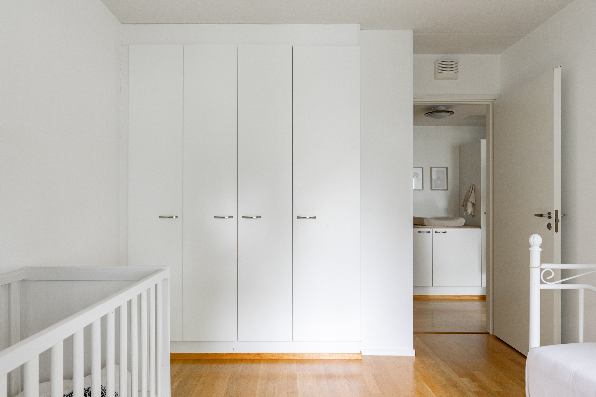 Alakerran 1. makuuhuone