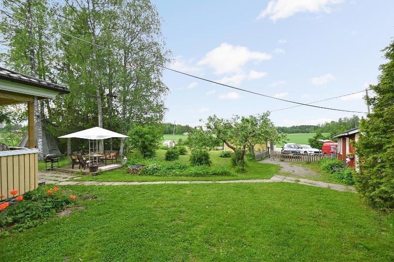 Koivukalliontie 19, Tuusula