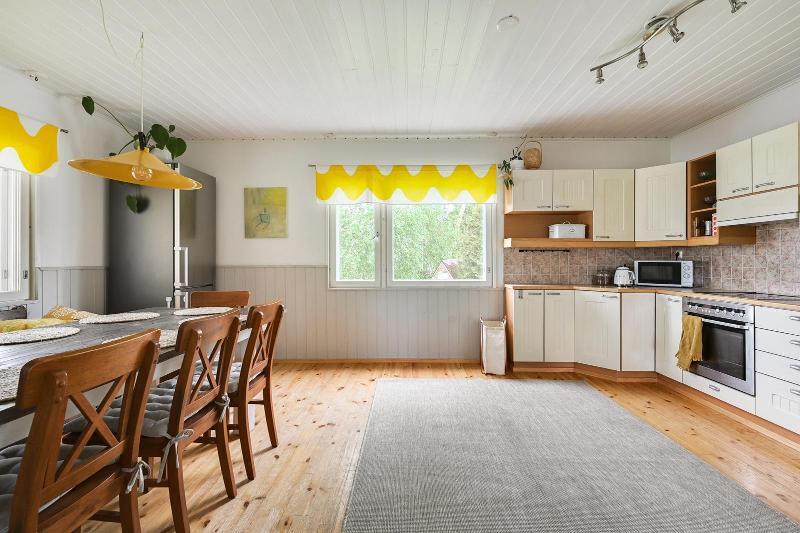 Koivukalliontie 19, Tuusula