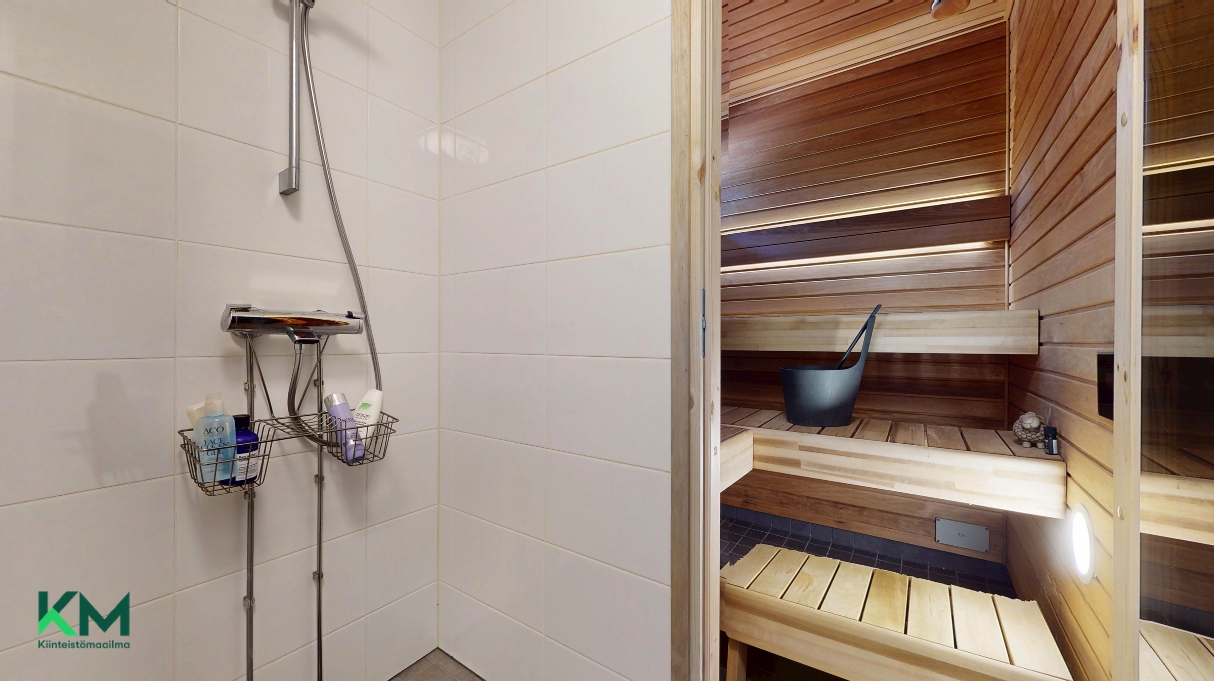 Sarjakatu 22, Aaltopuisto, Vaasa