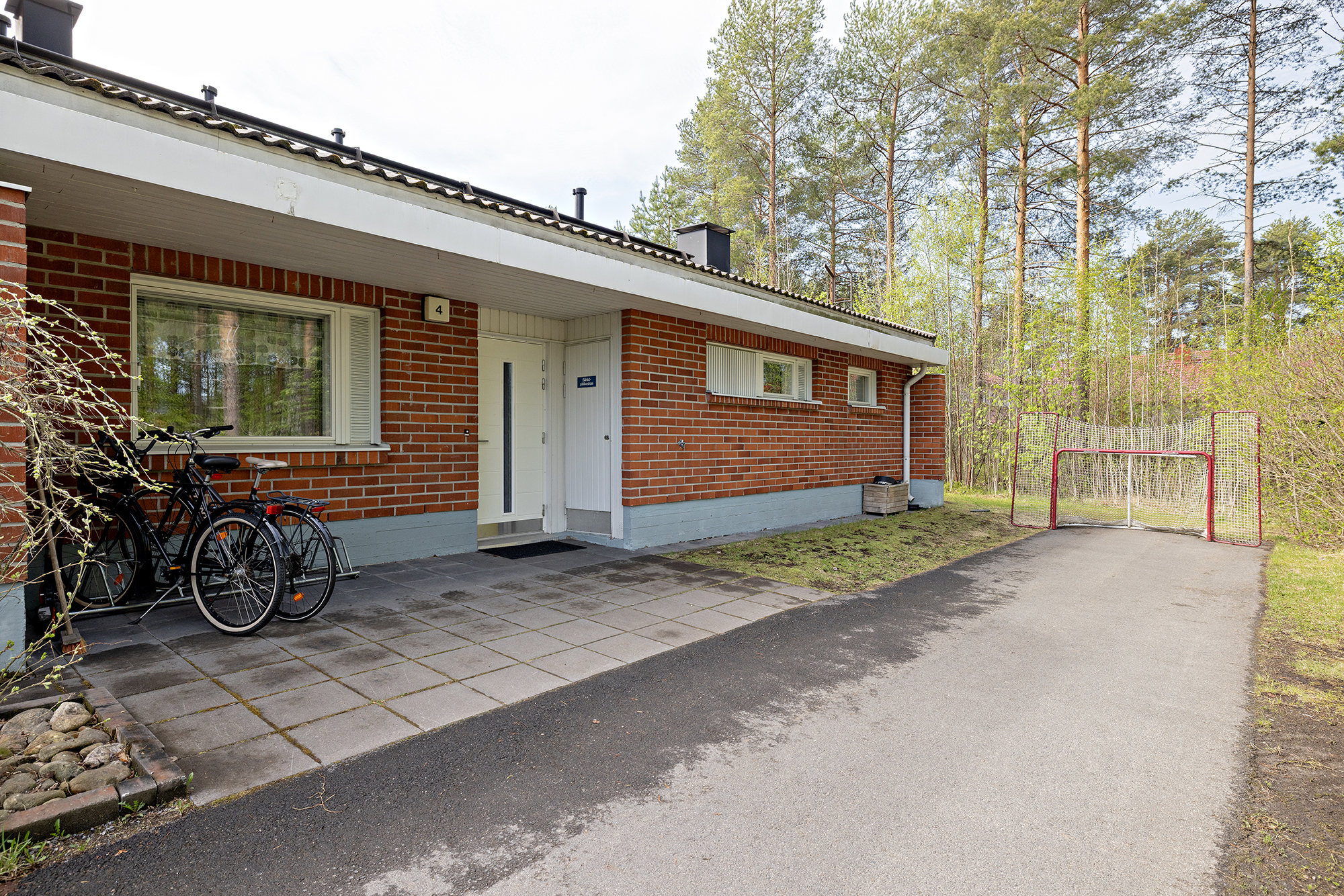 Hiihtotie 6, Knuutilankangas, Oulu