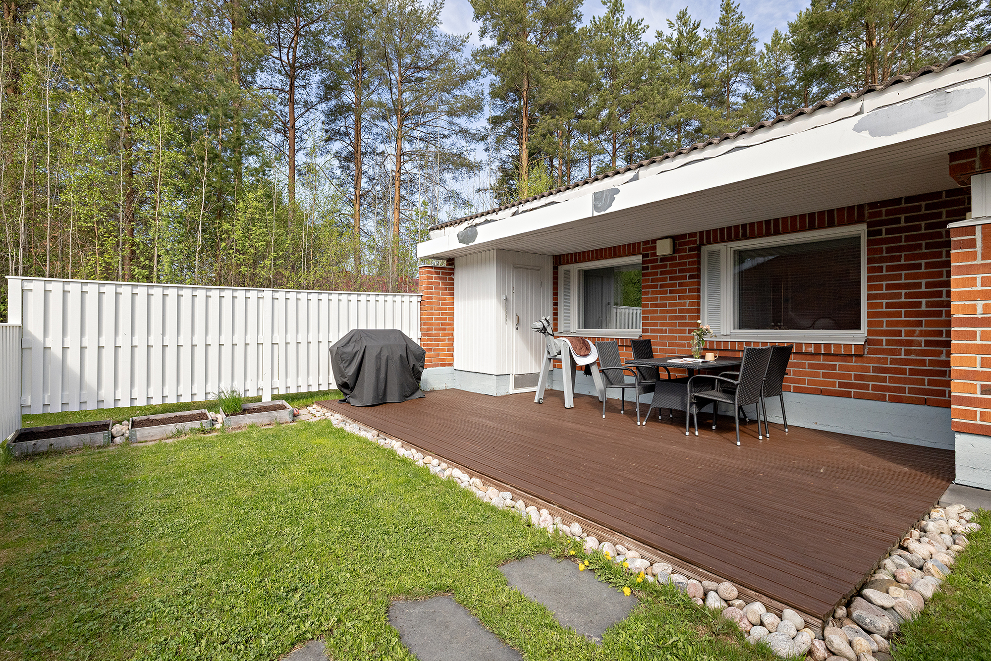 Hiihtotie 6, Knuutilankangas, Oulu