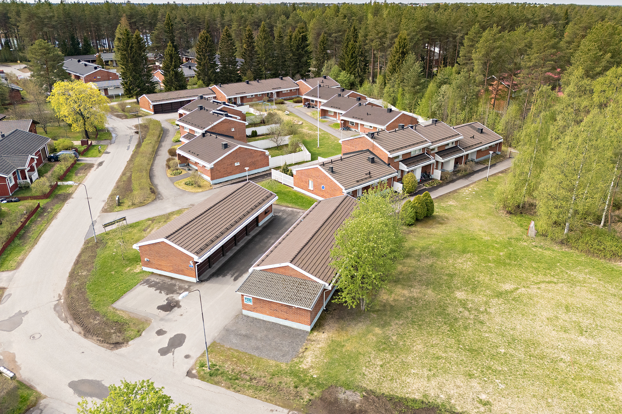 Hiihtotie 6, Knuutilankangas, Oulu