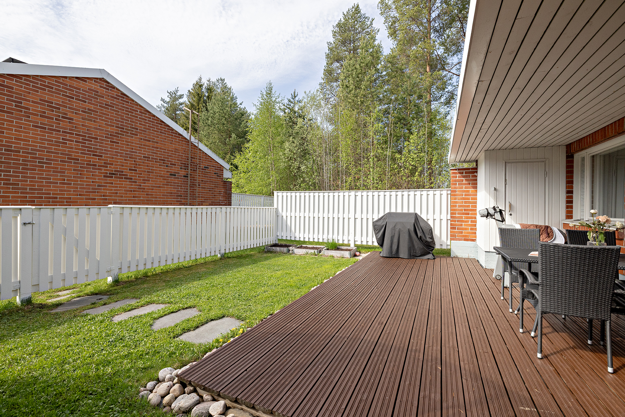 Hiihtotie 6, Knuutilankangas, Oulu
