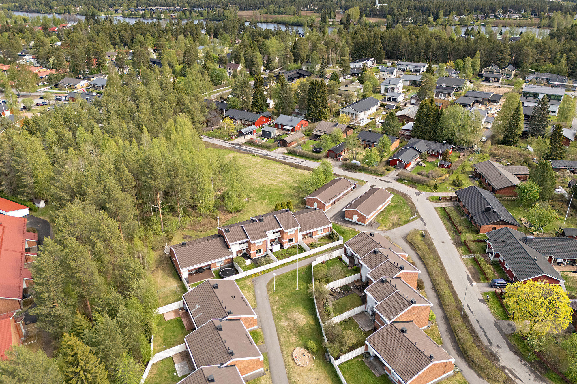 Hiihtotie 6, Knuutilankangas, Oulu