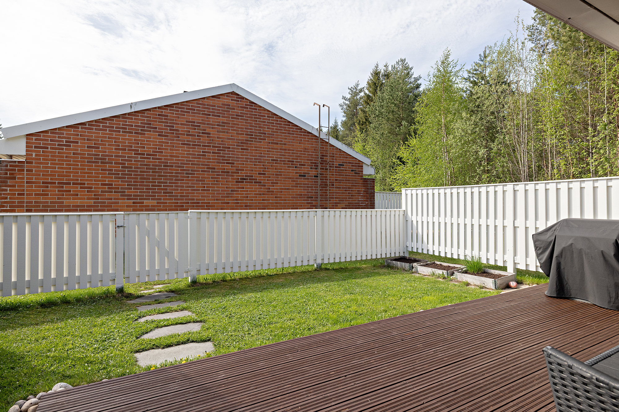 Hiihtotie 6, Knuutilankangas, Oulu