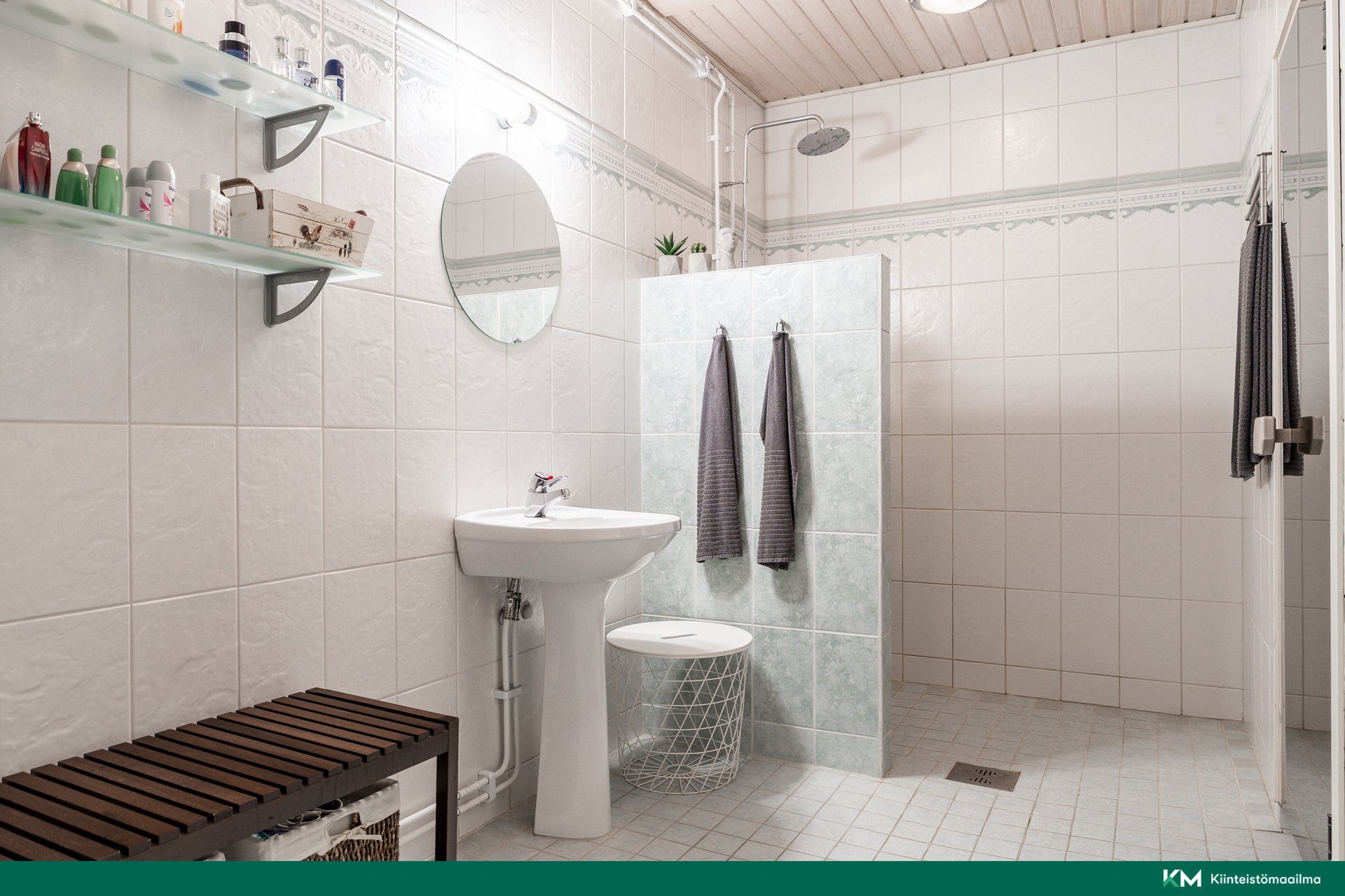 Kylpyhuone ja sauna