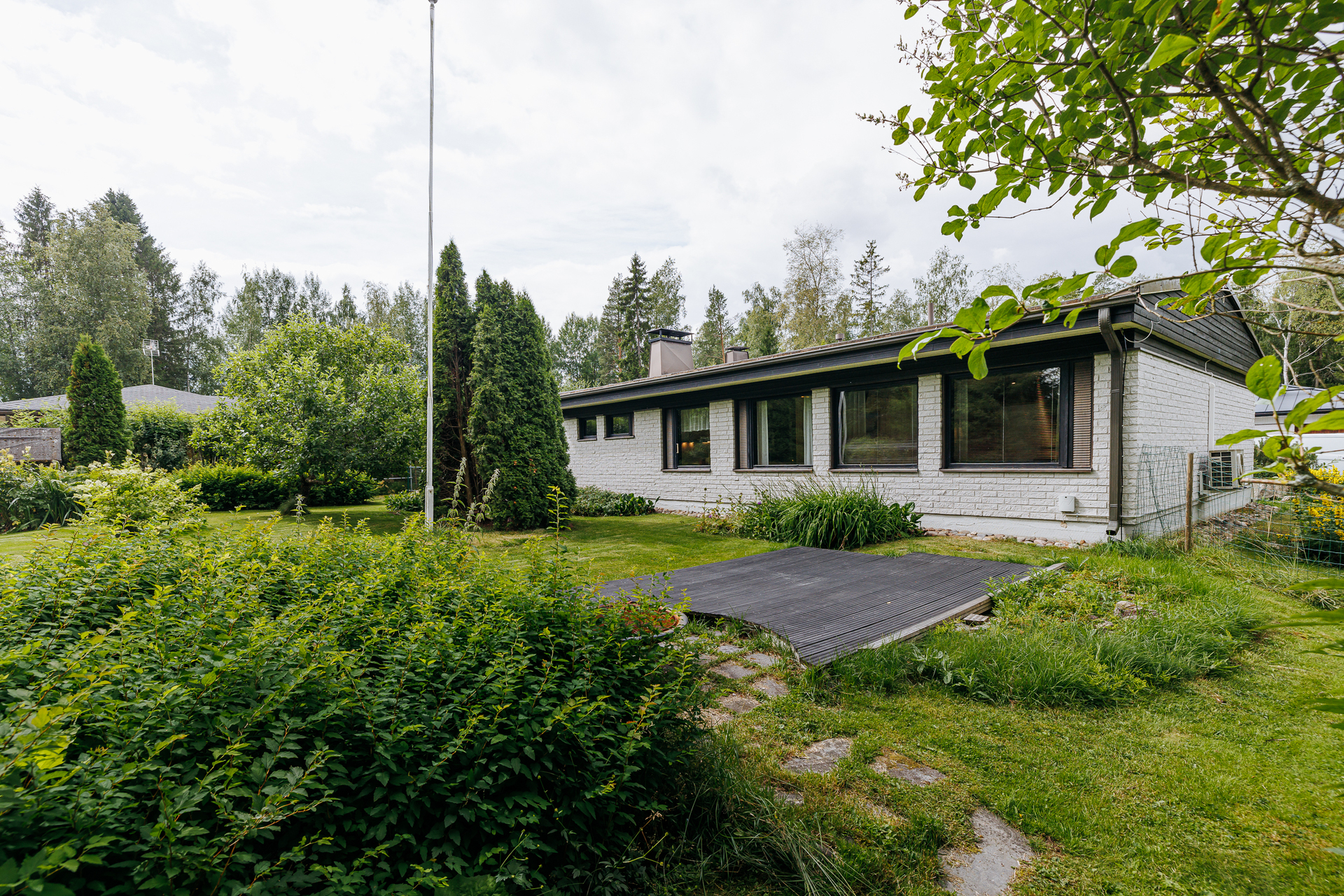 Lauhatie 5, Hyllykallio, Seinäjoki