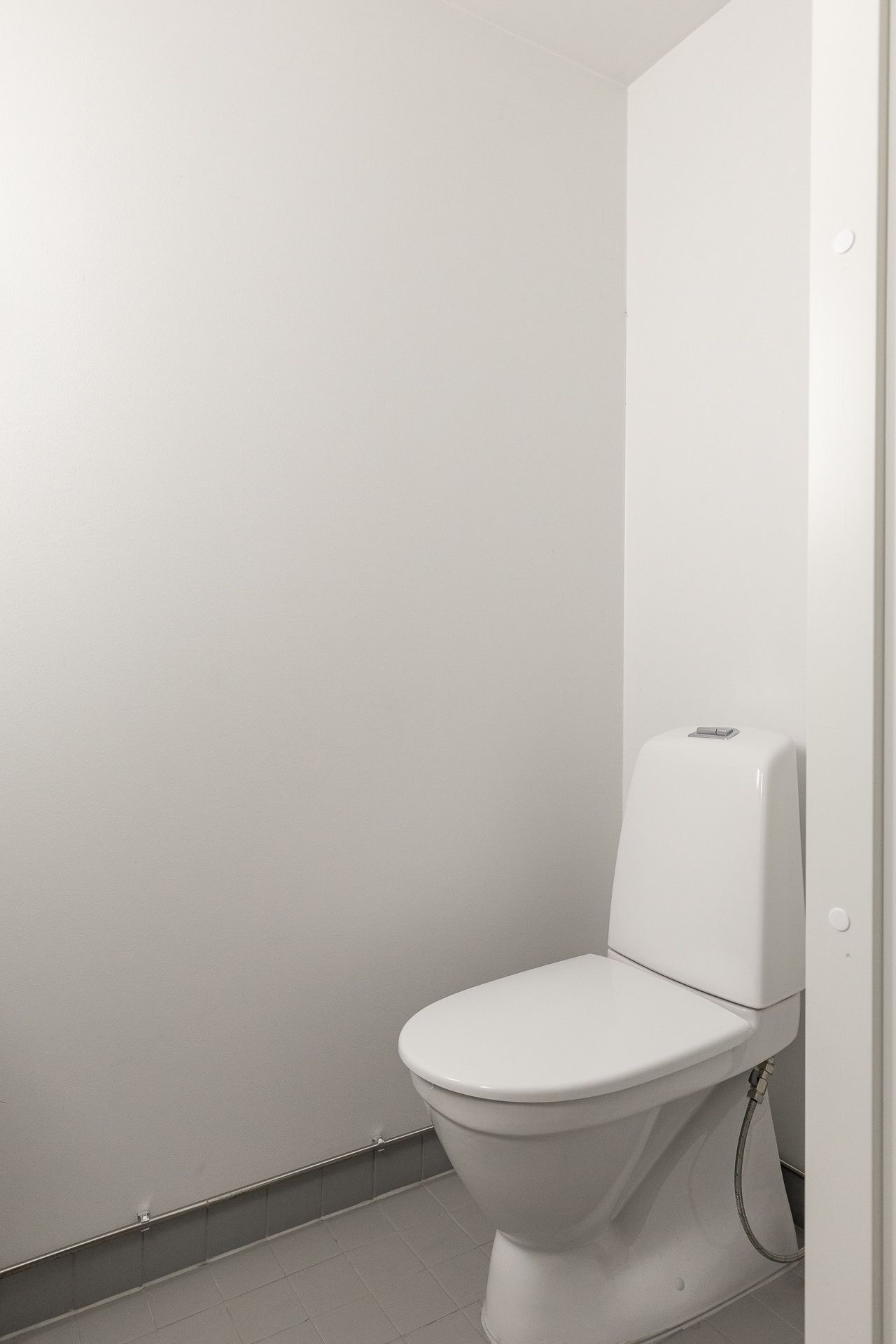 Erillinen WC