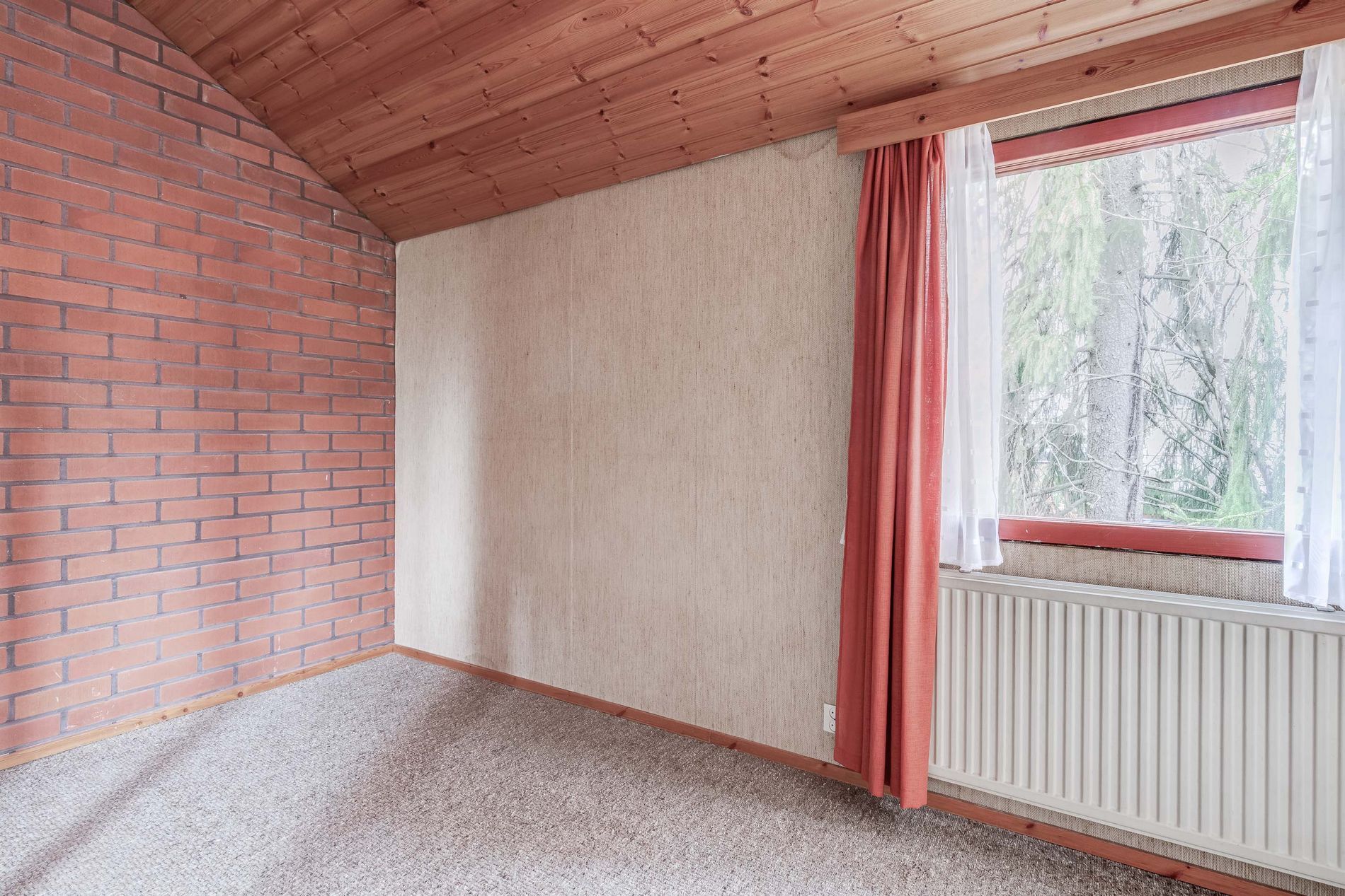 Tuohimäentie 92a, Paloheinä, Helsinki