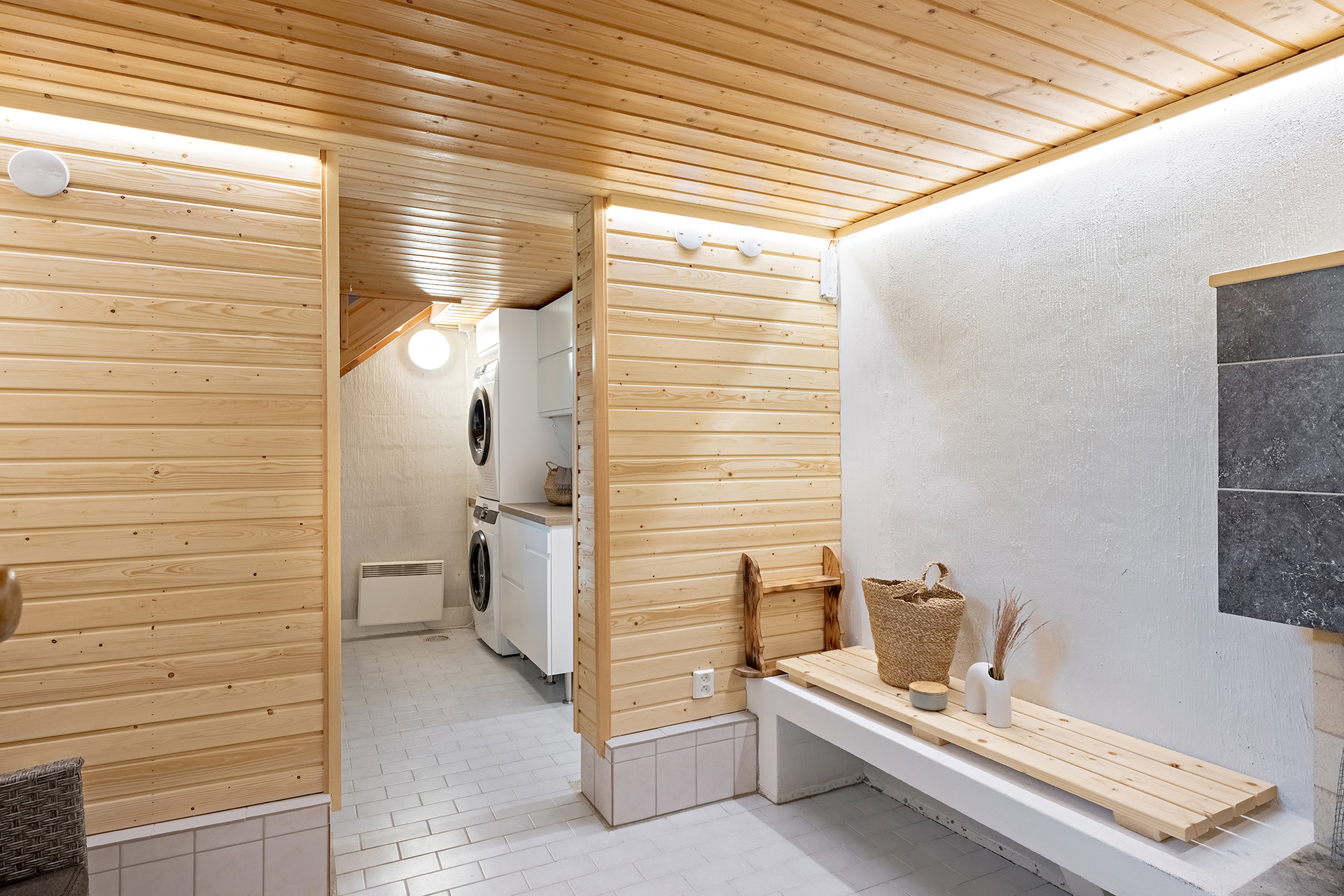 Hiirosentie 40, Karjasilta, Oulu