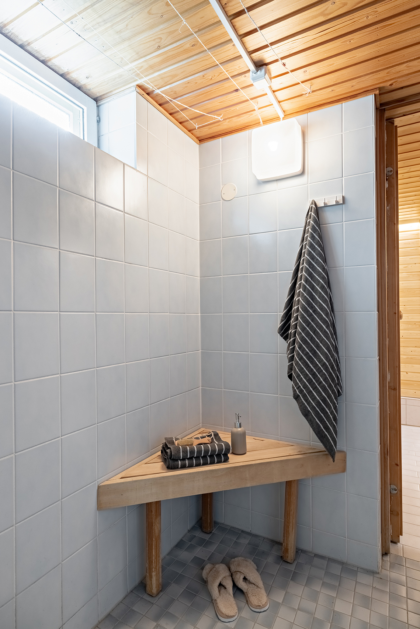 Hiirosentie 40, Karjasilta, Oulu