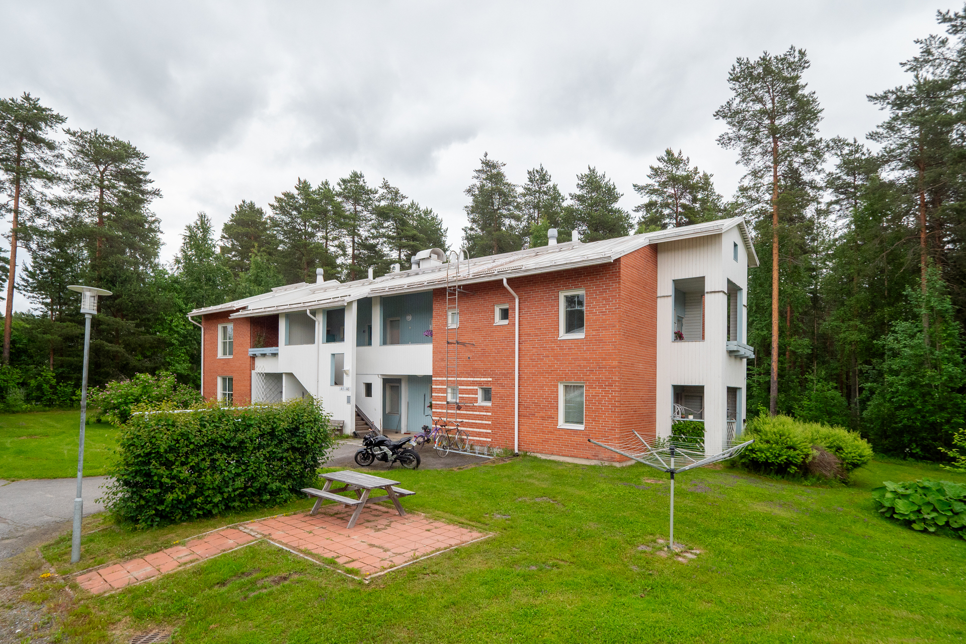 Jatulikivenkatu 4, Maikkula, Oulu