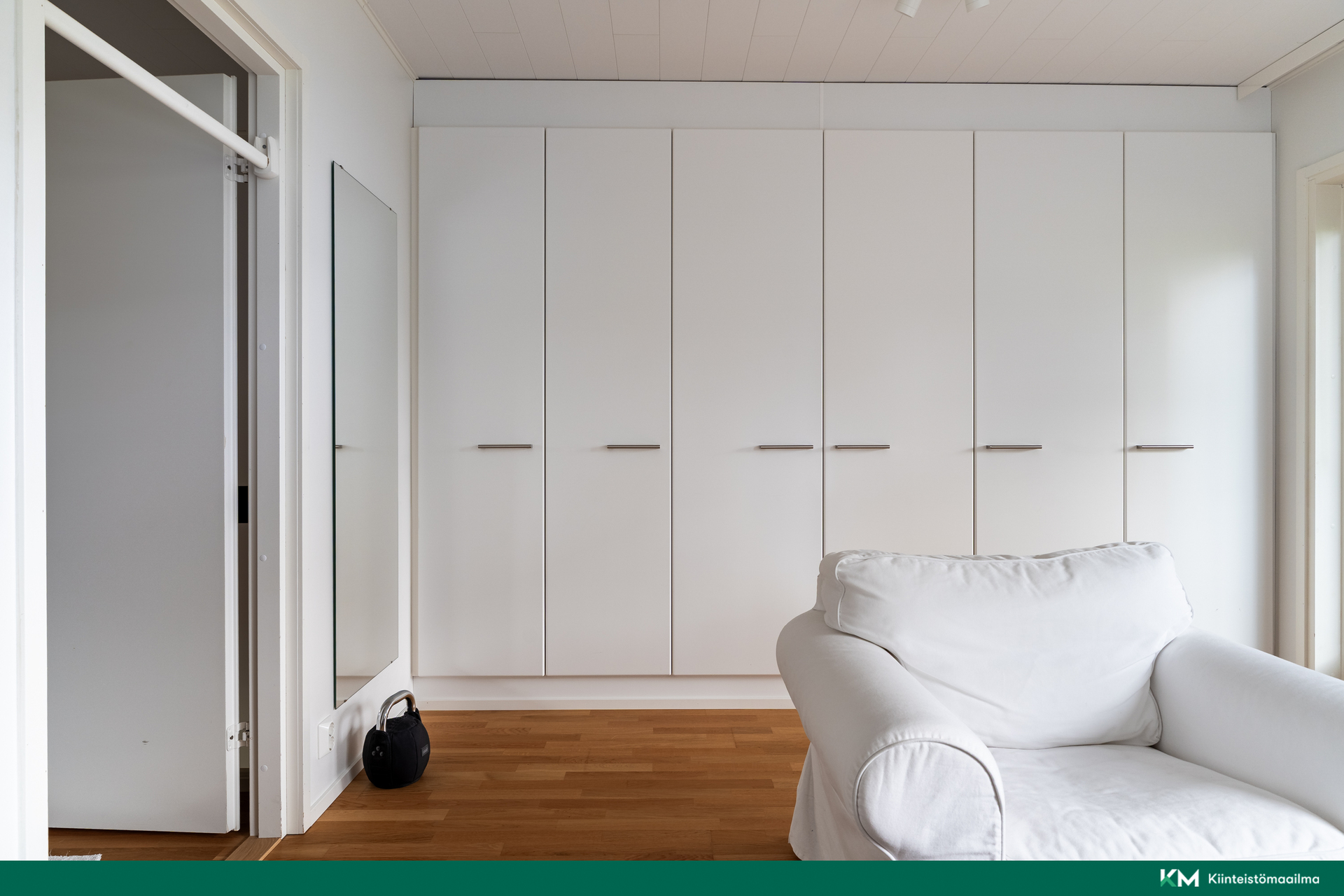Adjutantinkuja 3, Mäkkylä, Espoo