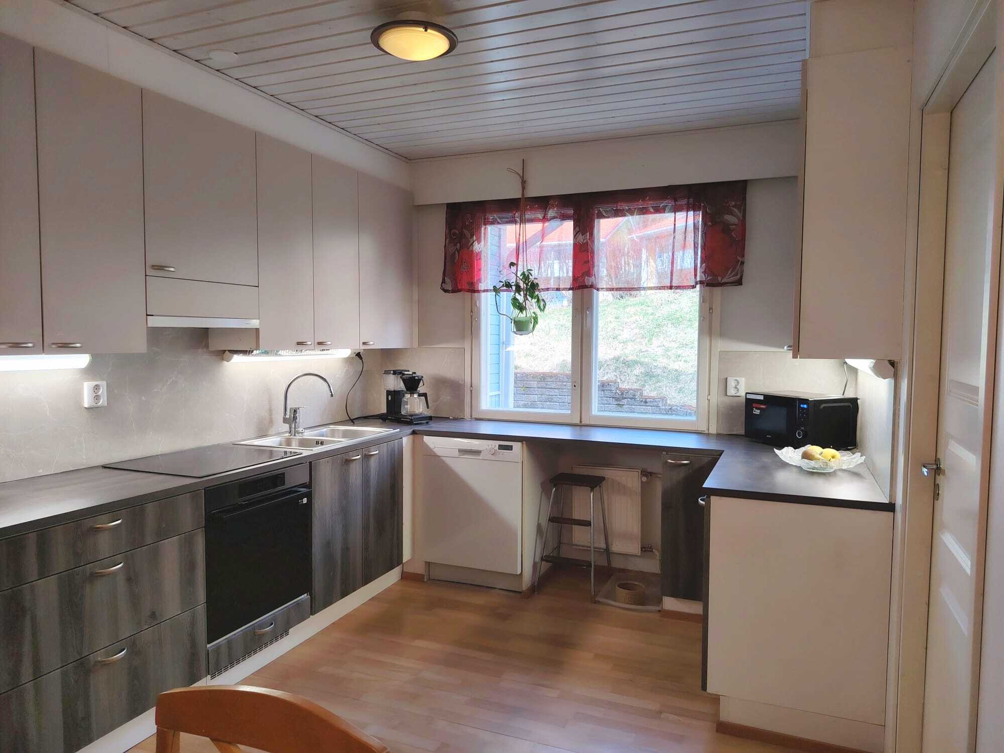 Pariisintie 2 A, Janakkala