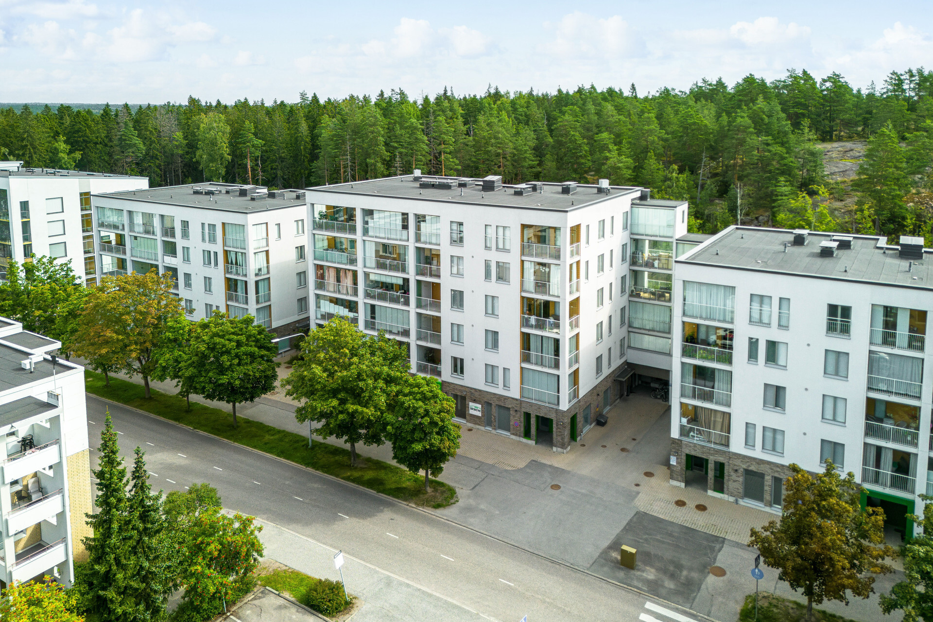Eestinlaakso 9, Eestinlaakso, Espoo