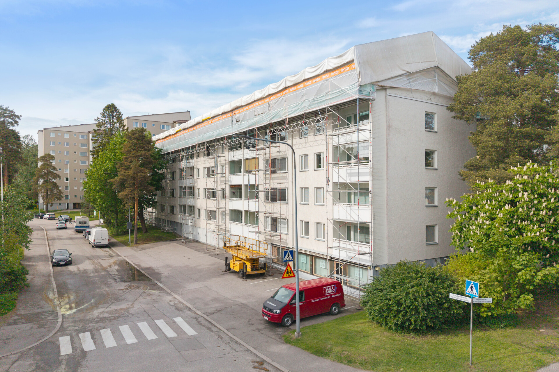 Poutamäentie 11, Helsinki