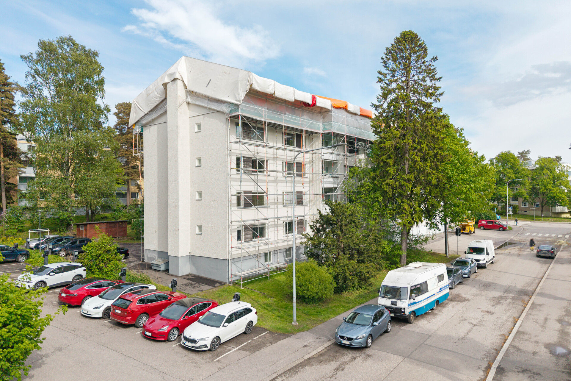 Poutamäentie 11, Helsinki