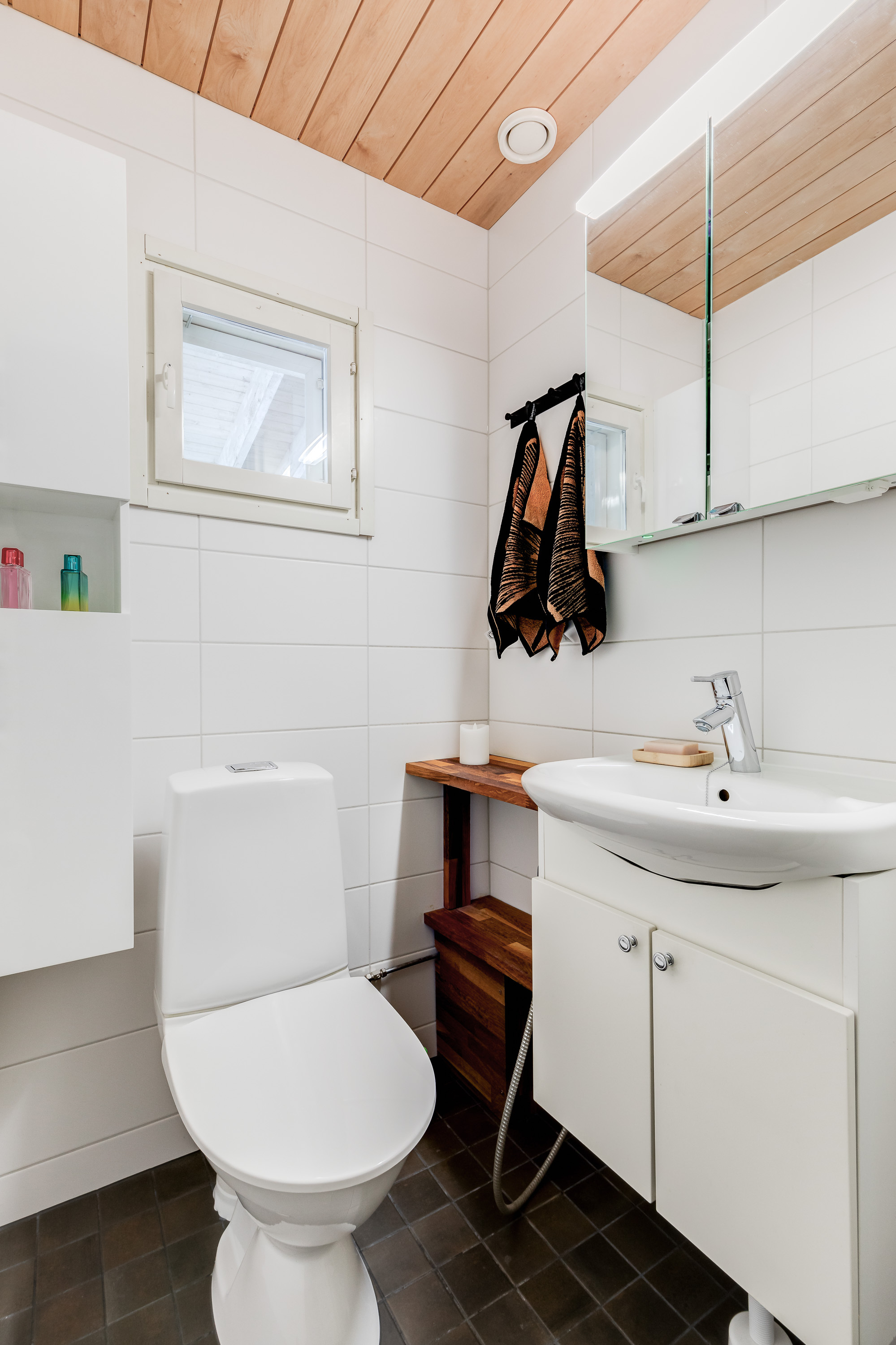 Saramäentie 9a, Paloheinä, Helsinki