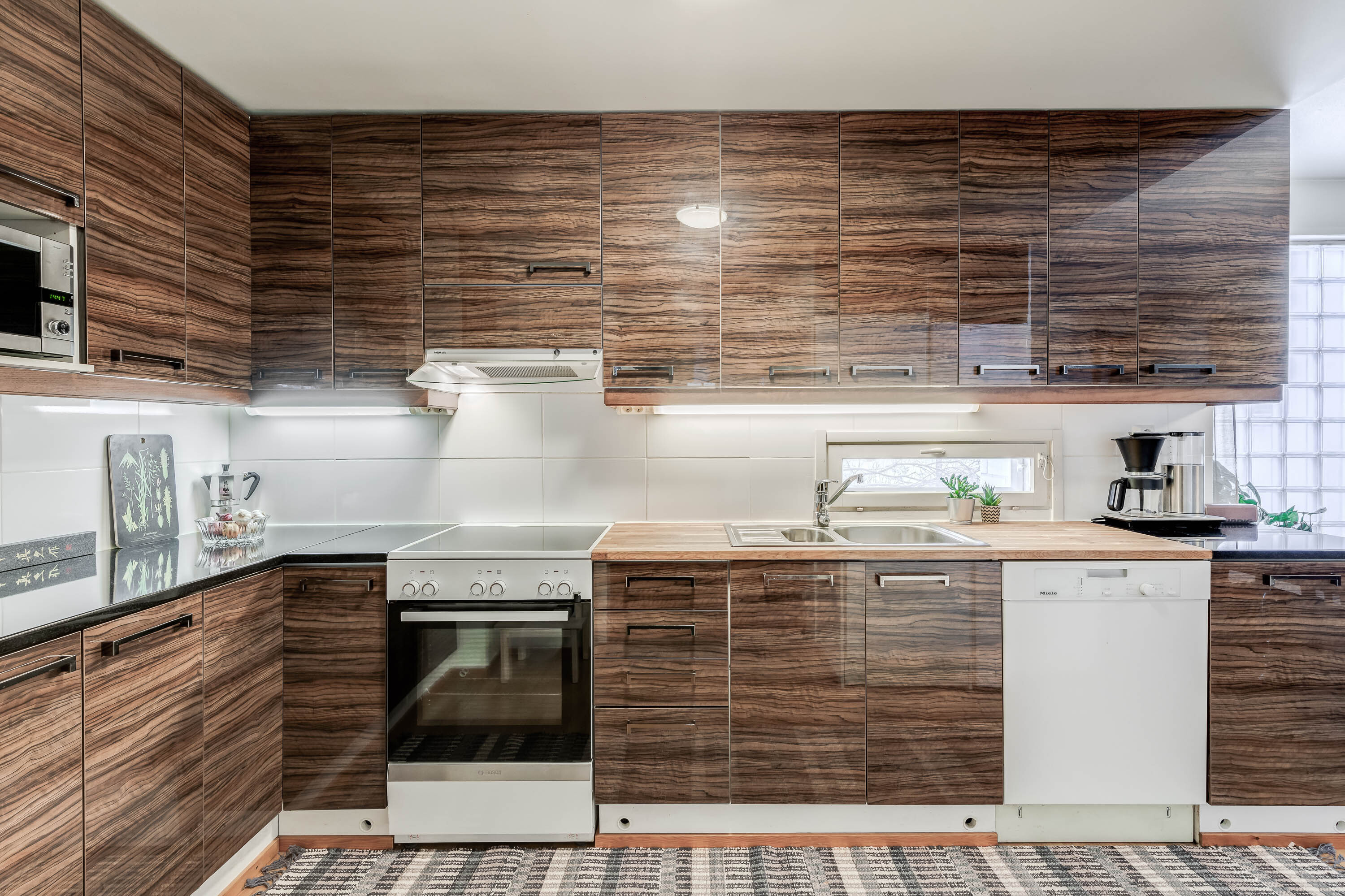 Saramäentie 9a, Paloheinä, Helsinki