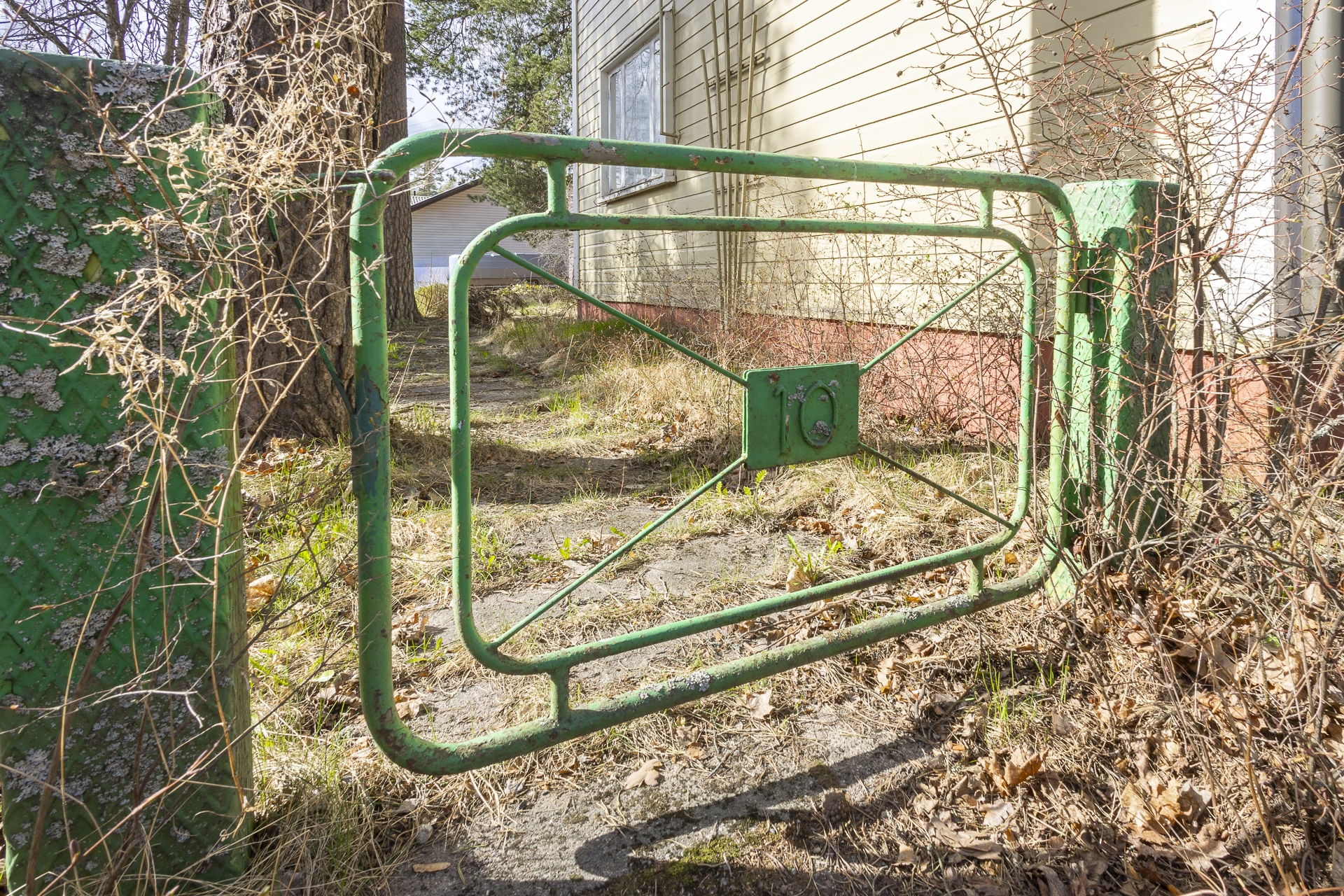 alkuperäiset portit