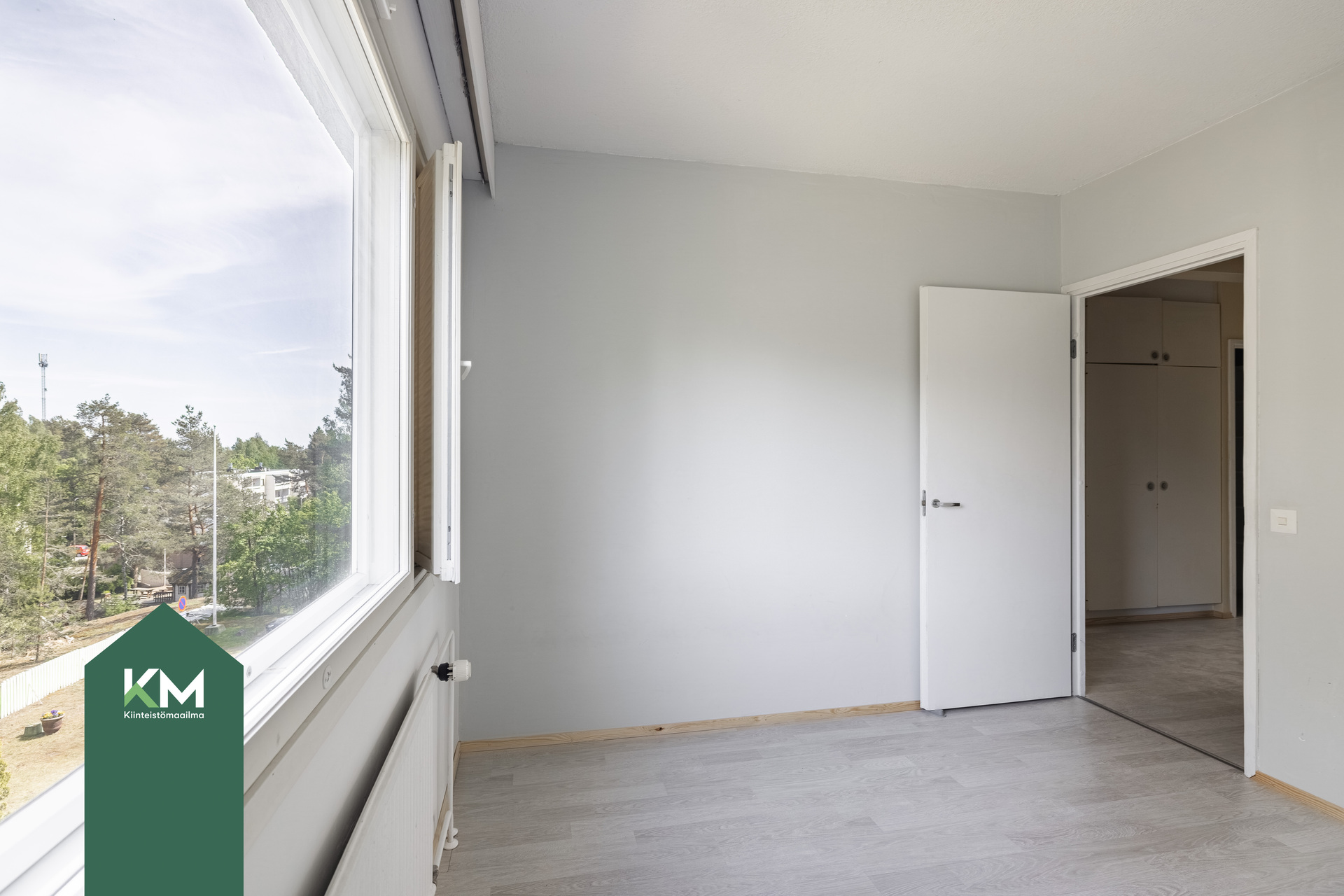 Loitsutie 12, Karhuvuori, Kotka