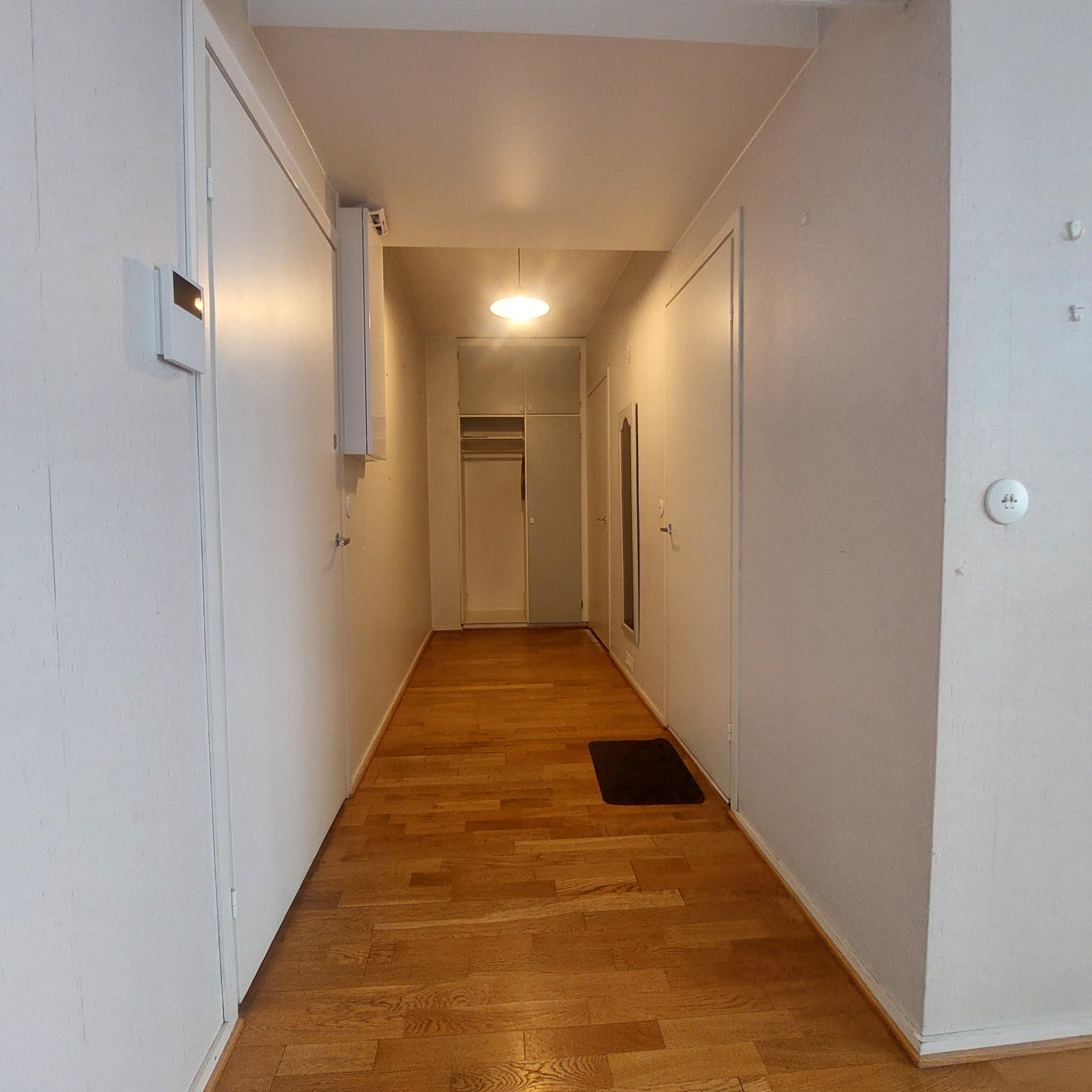 Mustanlahdenkatu 1, Tampere