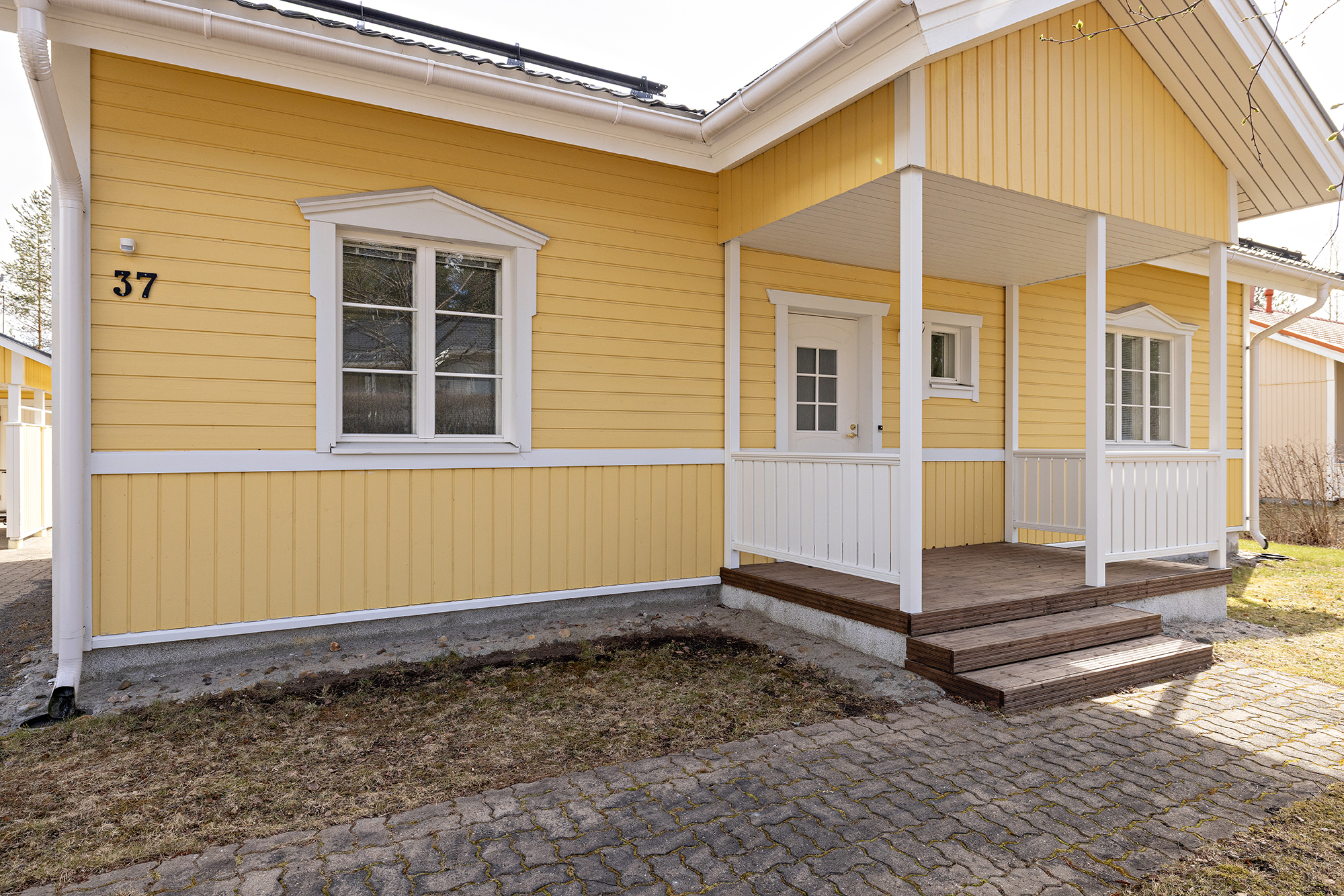 Ahontie 37, Oulu