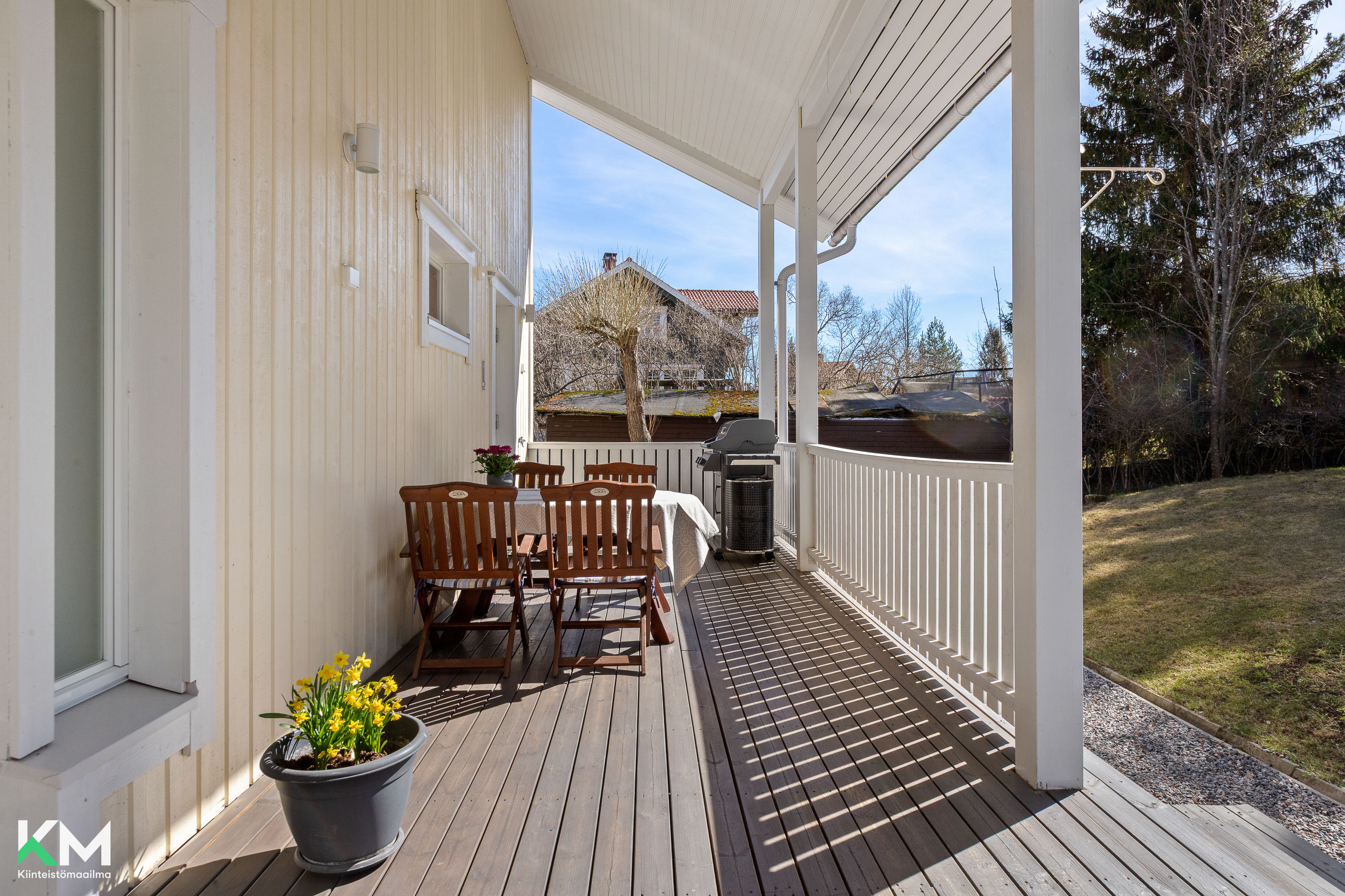 Tuliniementie 8, Vantaa