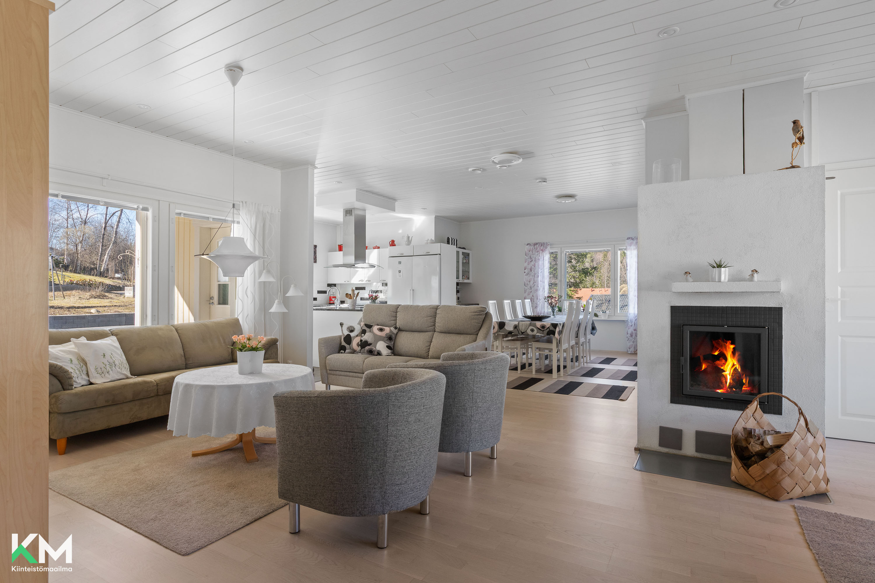 Tuliniementie 8, Vantaa