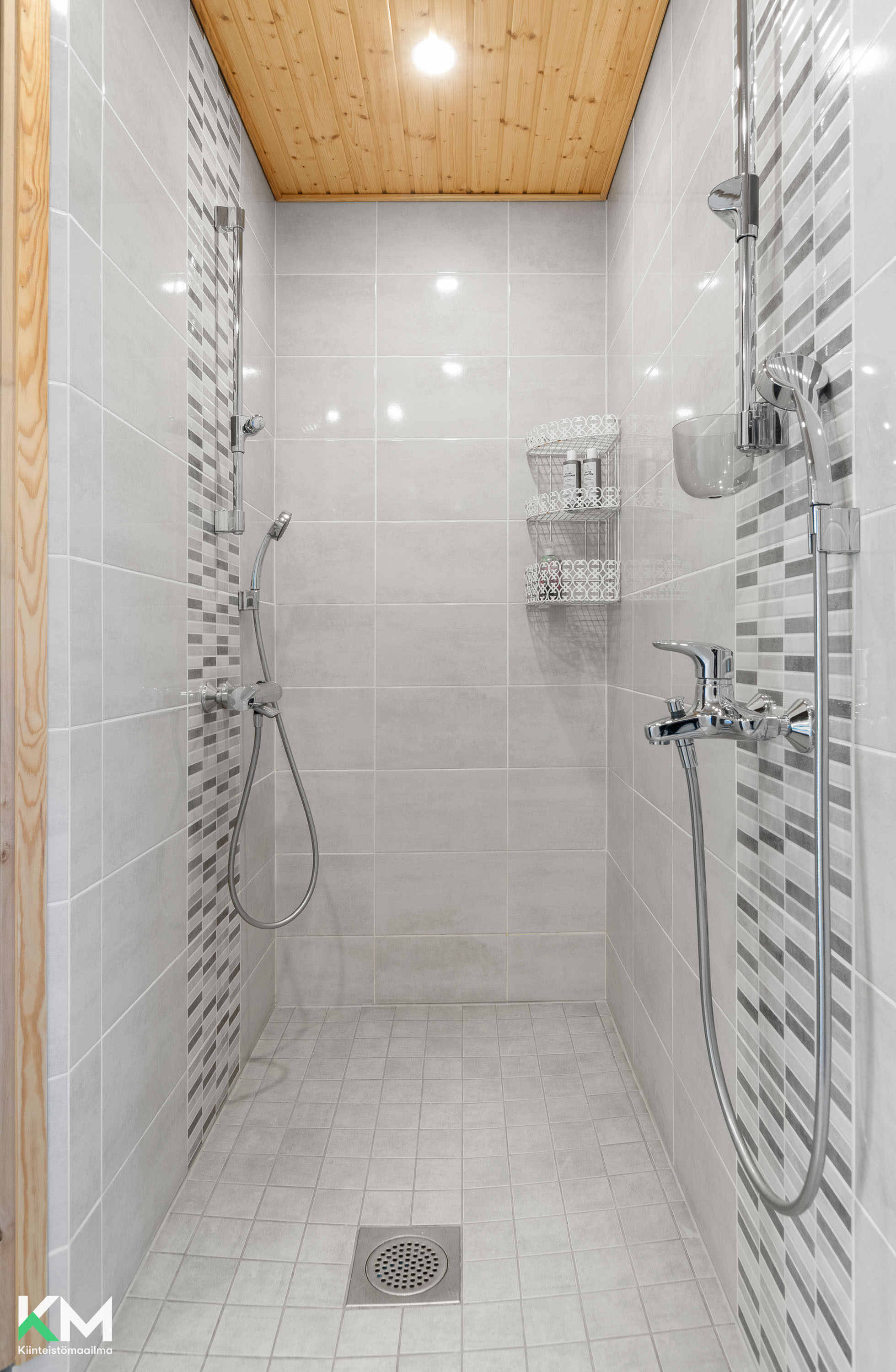 Tuliniementie 8, Vantaa