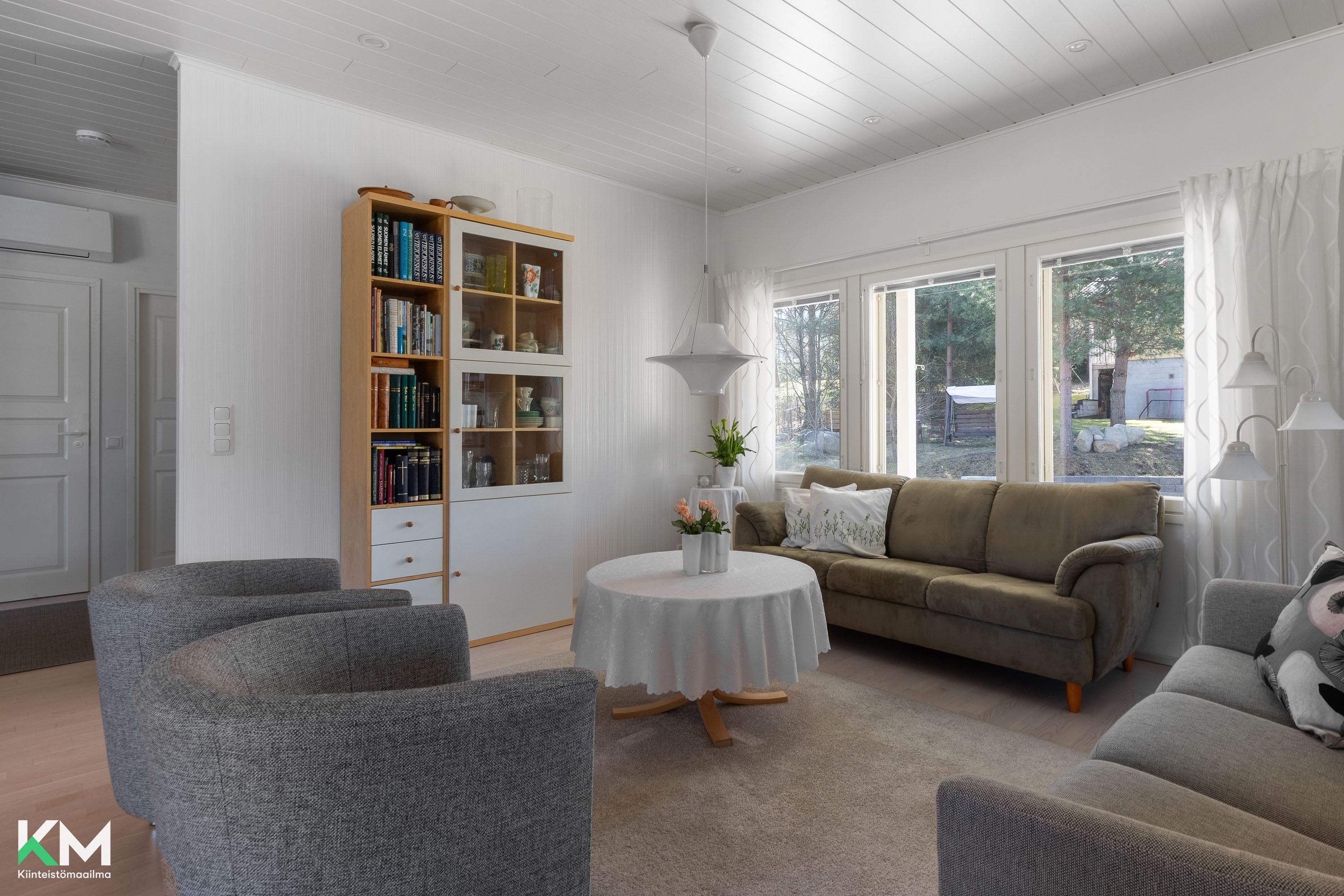 Tuliniementie 8, Vantaa