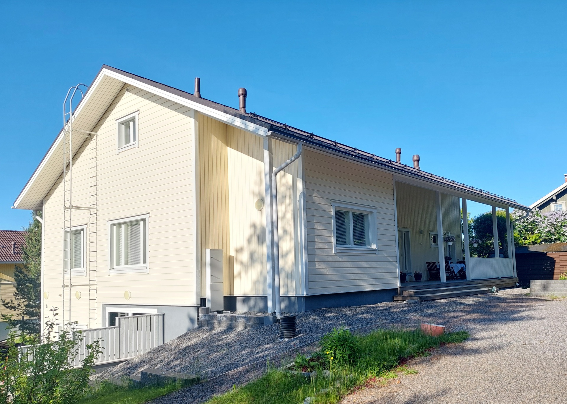 Tuliniementie 8, Sotunki, Vantaa