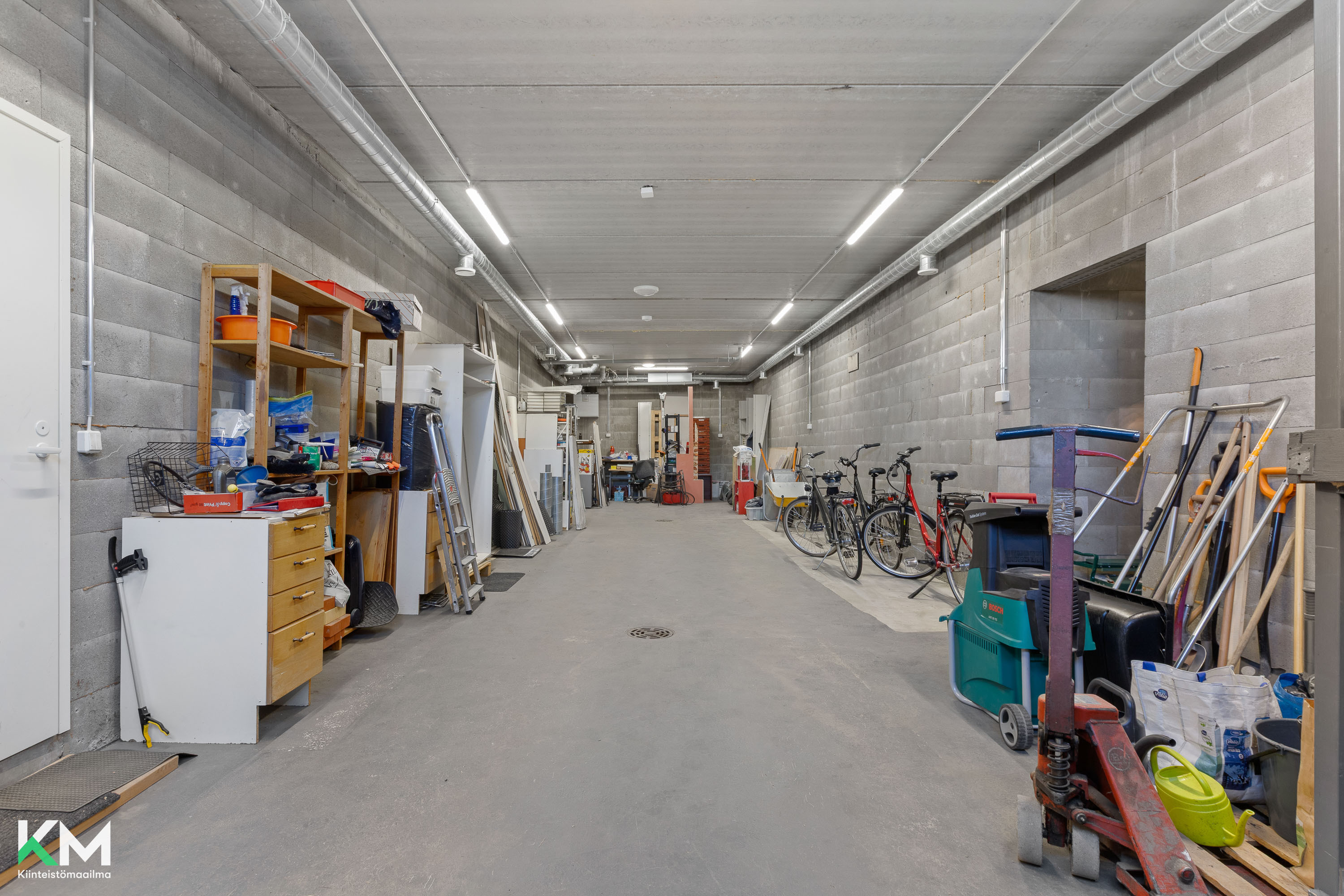 Tuliniementie 8, Vantaa