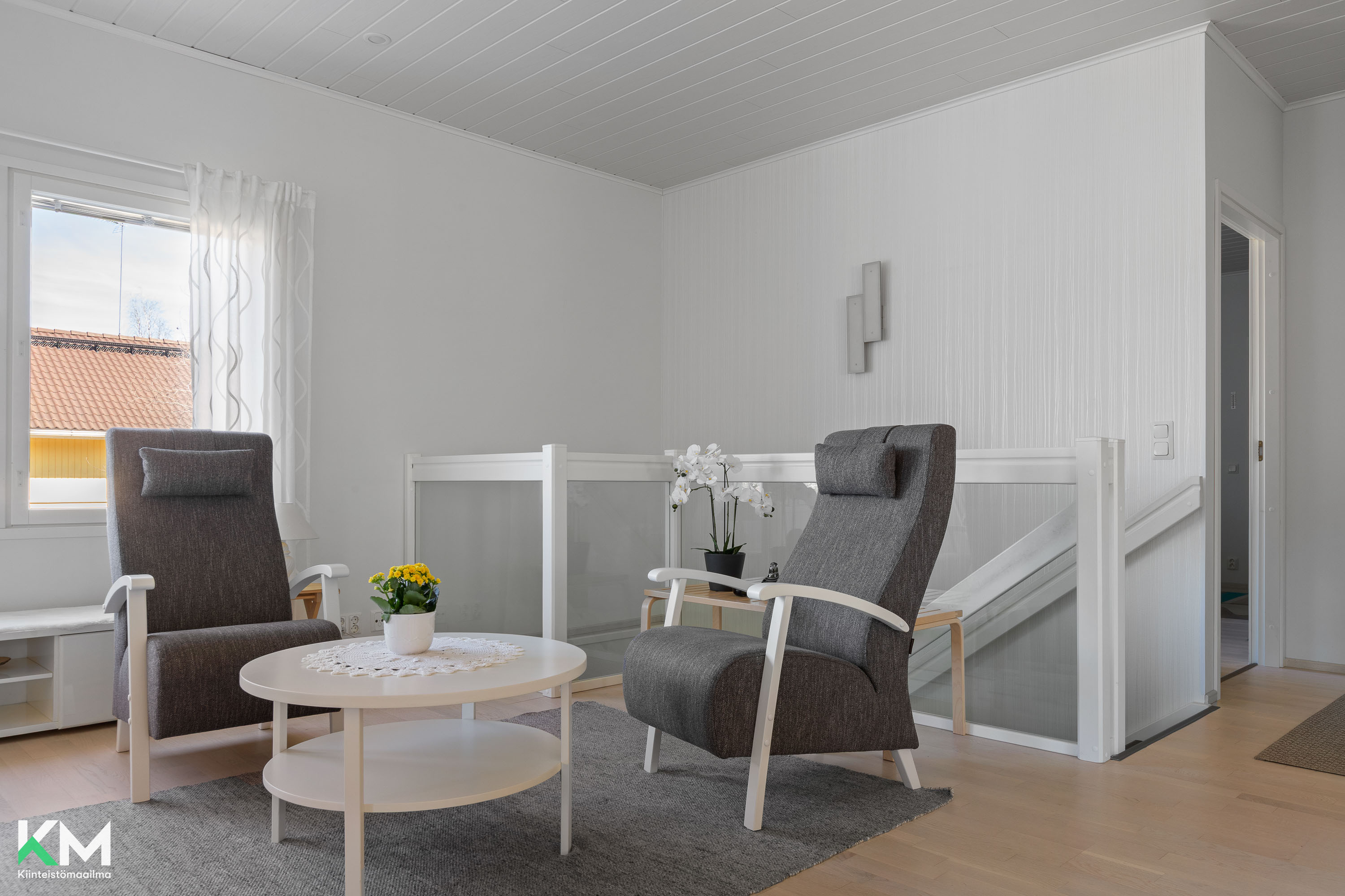 Tuliniementie 8, Vantaa