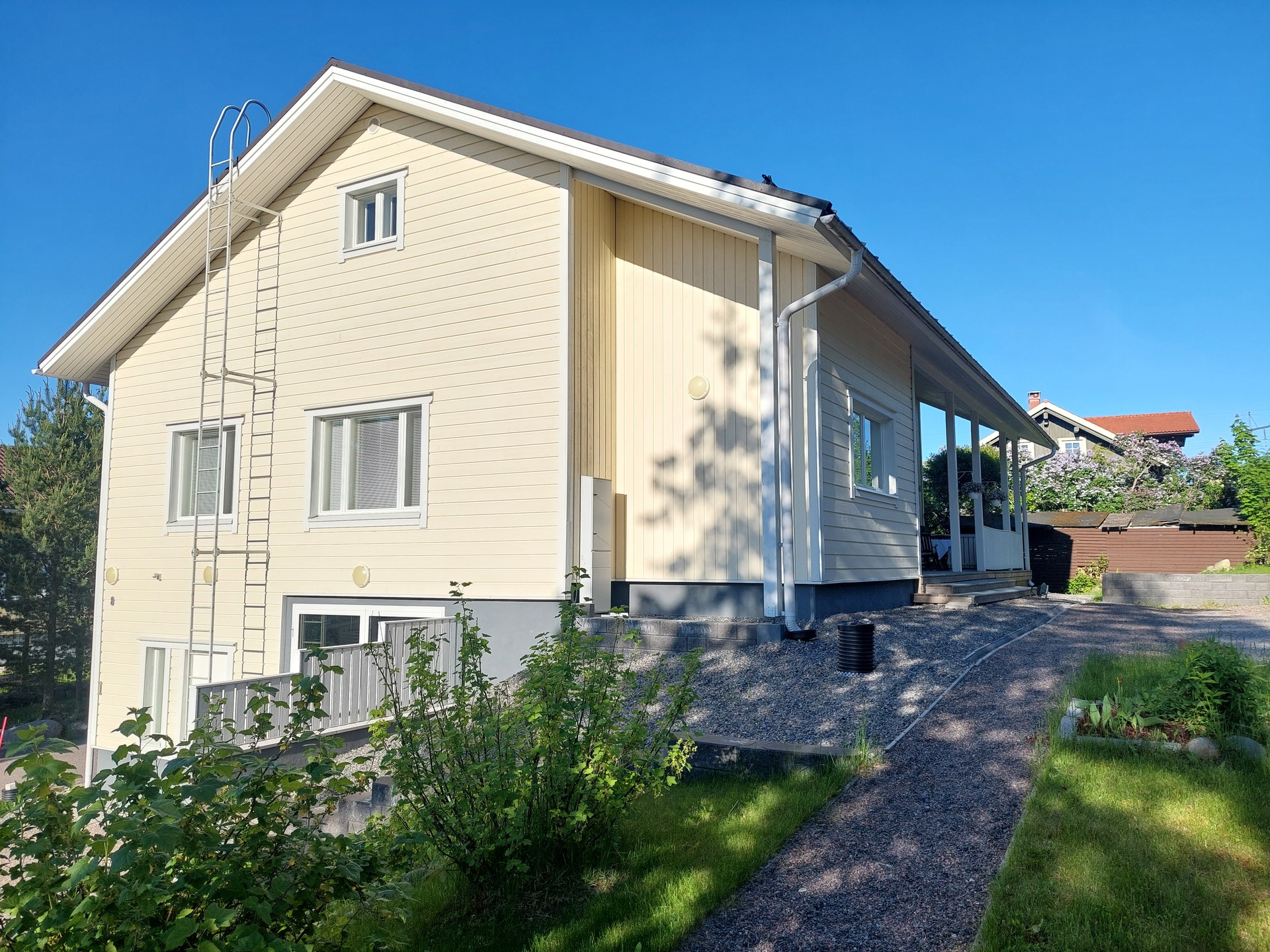 Tuliniementie 8, Sotunki, Vantaa