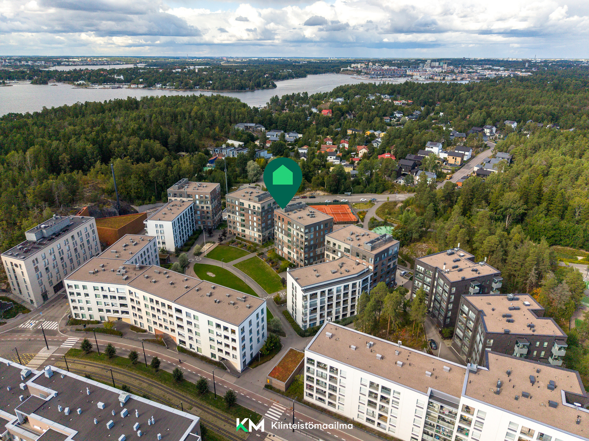 Hopeakaivoksentie 36, Kruunuvuorenranta, Helsinki