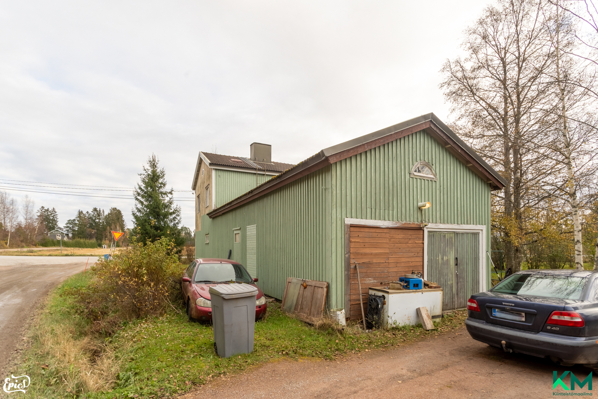 Hiukkastentie 2, Hämeenkyrö