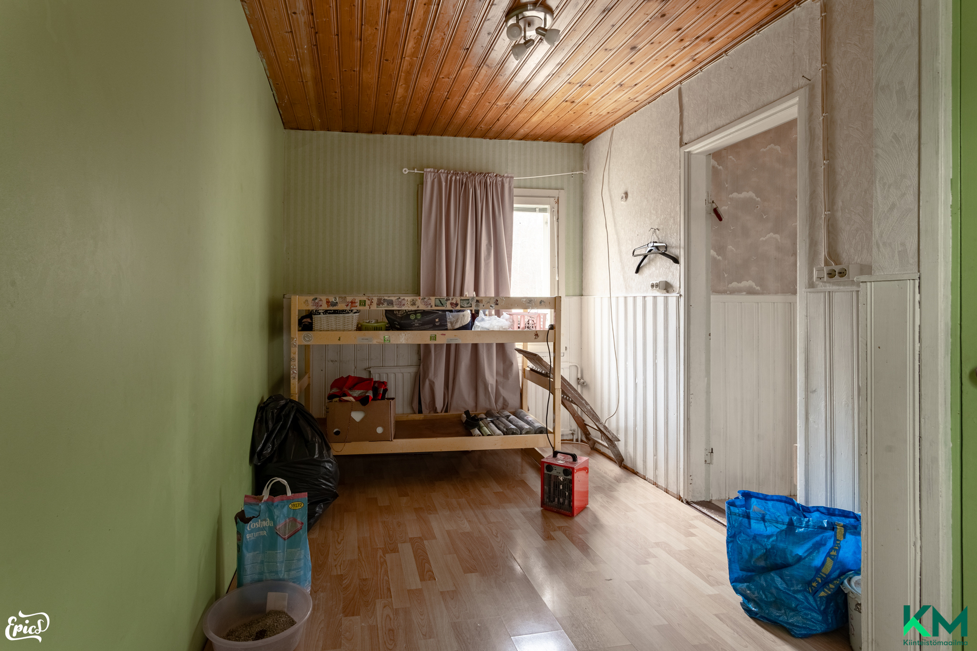 Hiukkastentie 2, Hämeenkyrö
