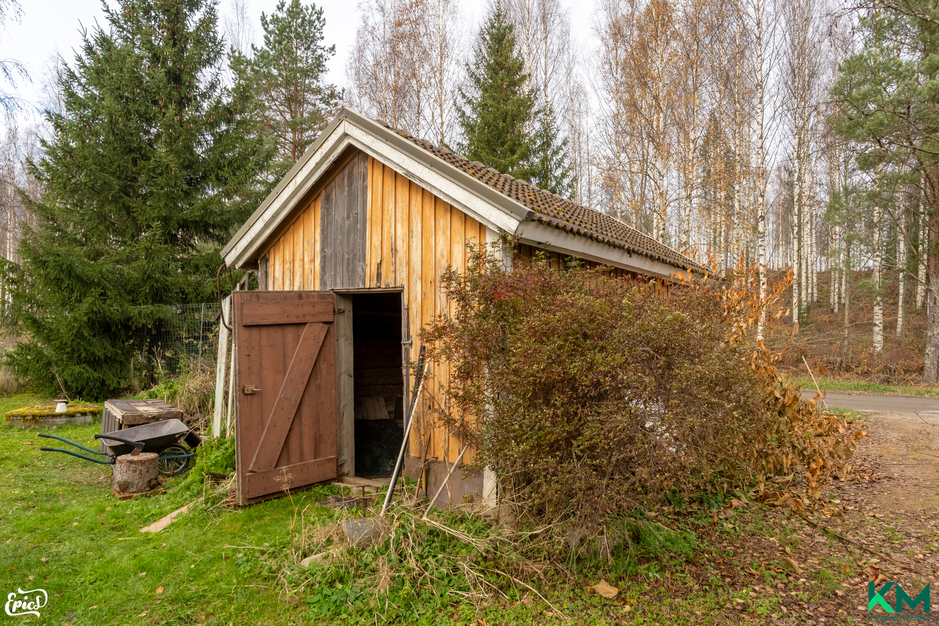 Hiukkastentie 2, Hämeenkyrö