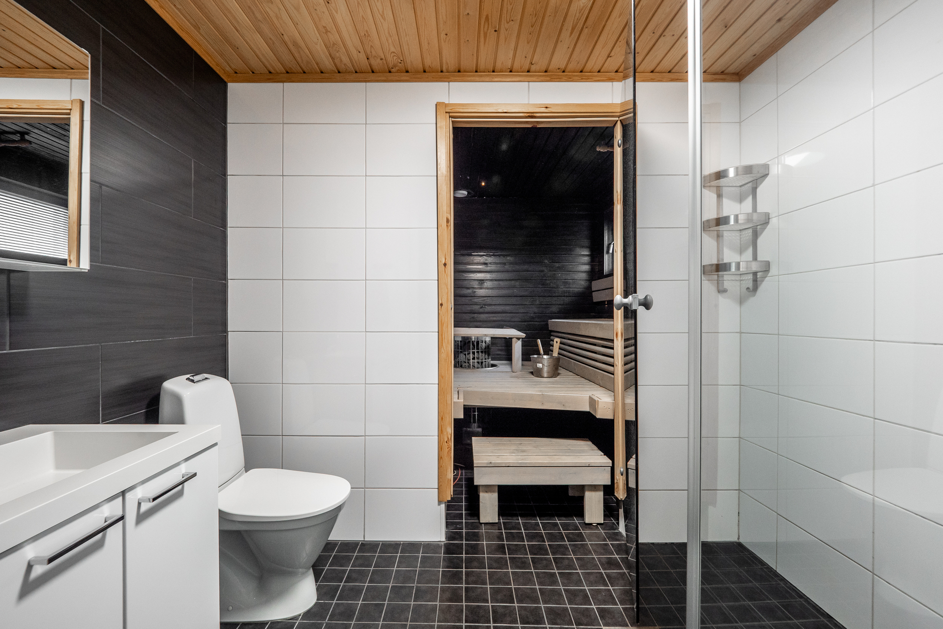 Suojuoksuntie 61, Kivikkokangas, Oulu