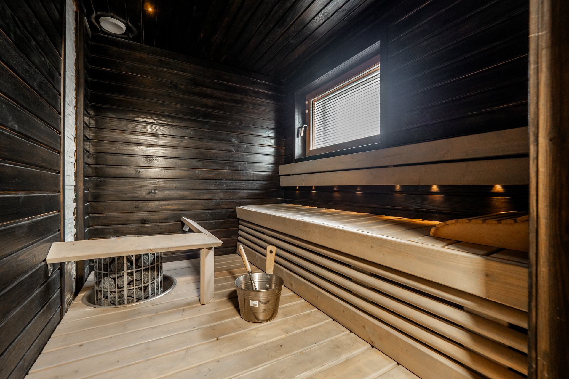 Suojuoksuntie 61, Kivikkokangas, Oulu