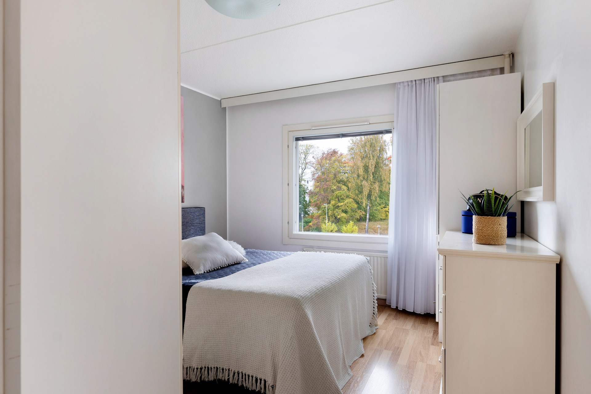 Ristiaallokonkatu 5, Kivenlahti, Espoo