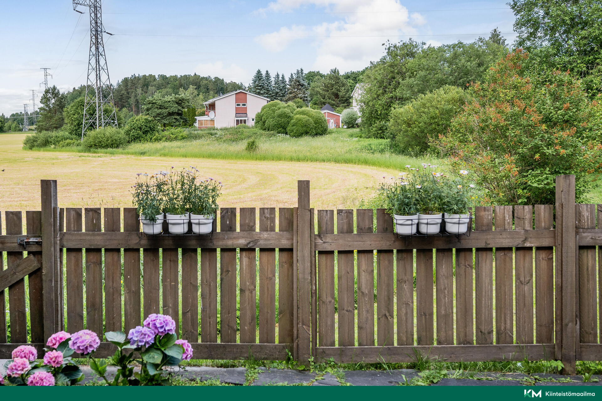 Aitakuja 1, Hämeenkylä, Vantaa