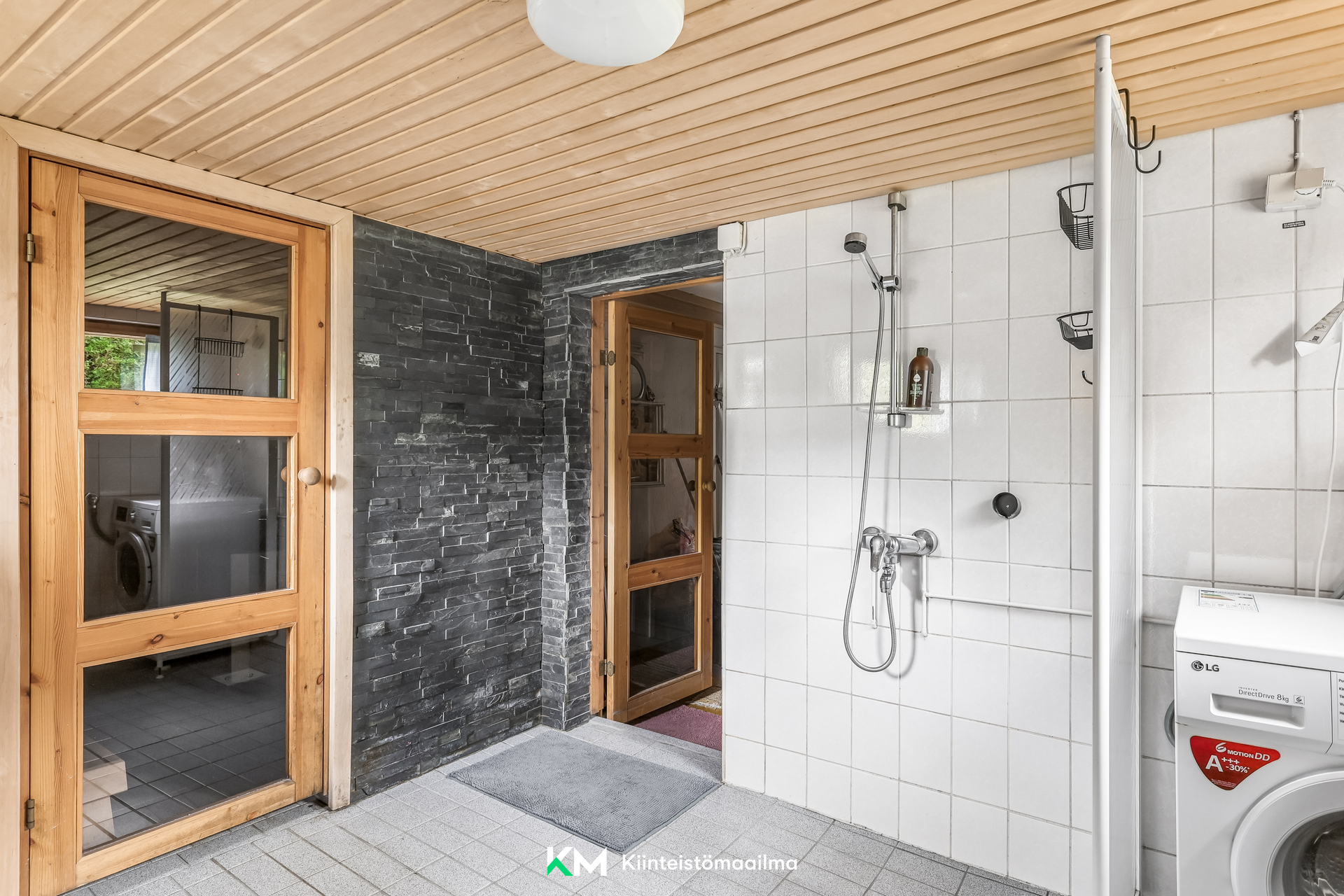 Uiskotie 19, Vartiokylä, Helsinki