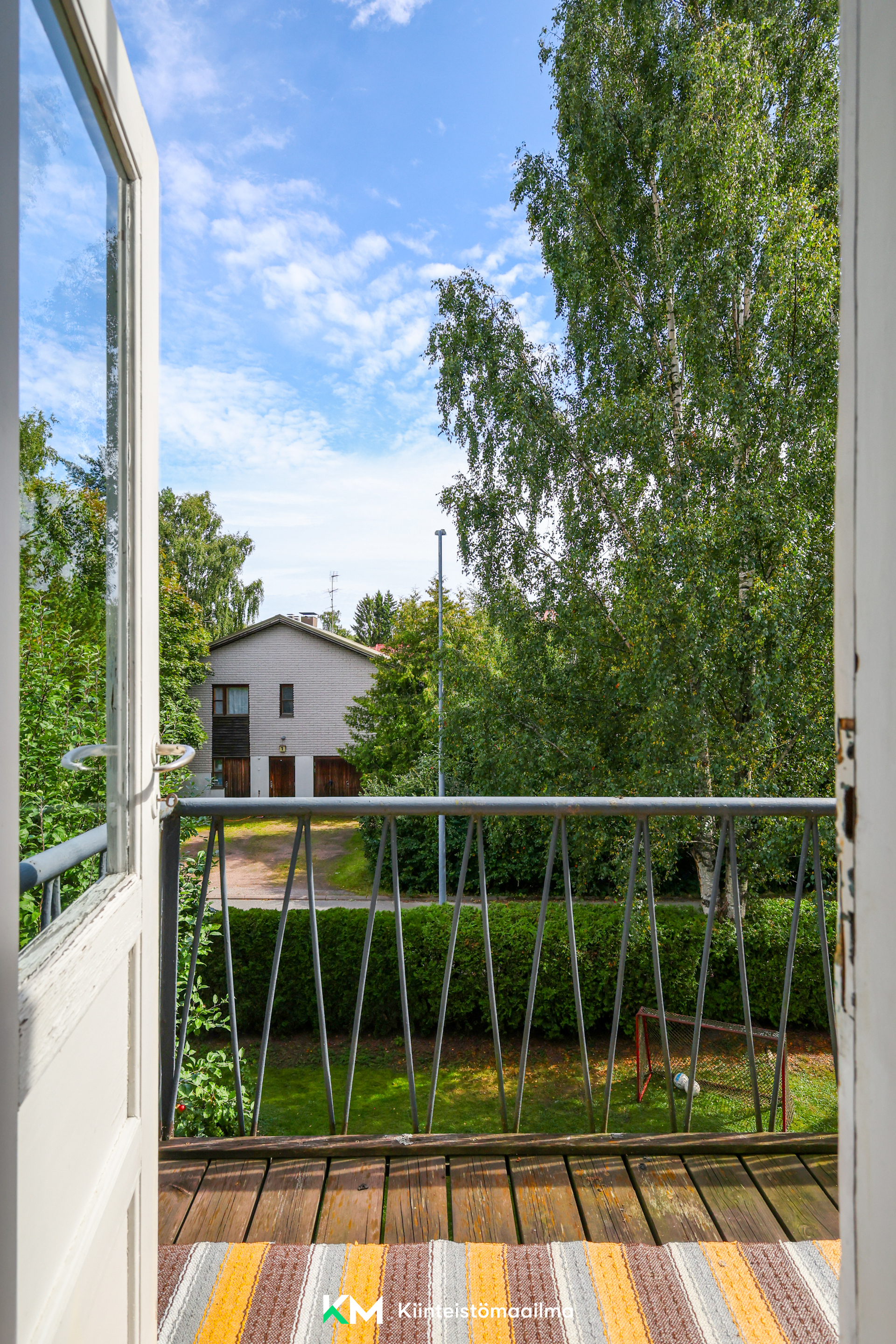 Uiskotie 19, Vartiokylä, Helsinki