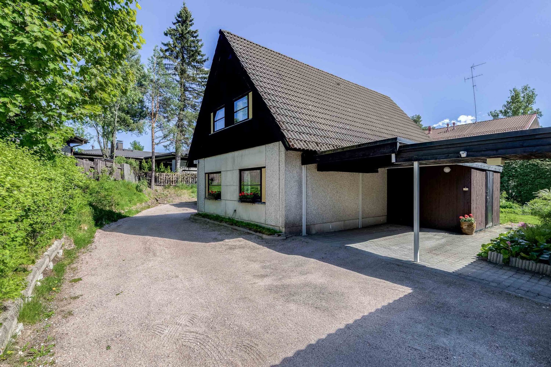 Tuohimäentie 93, Paloheinä, Helsinki
