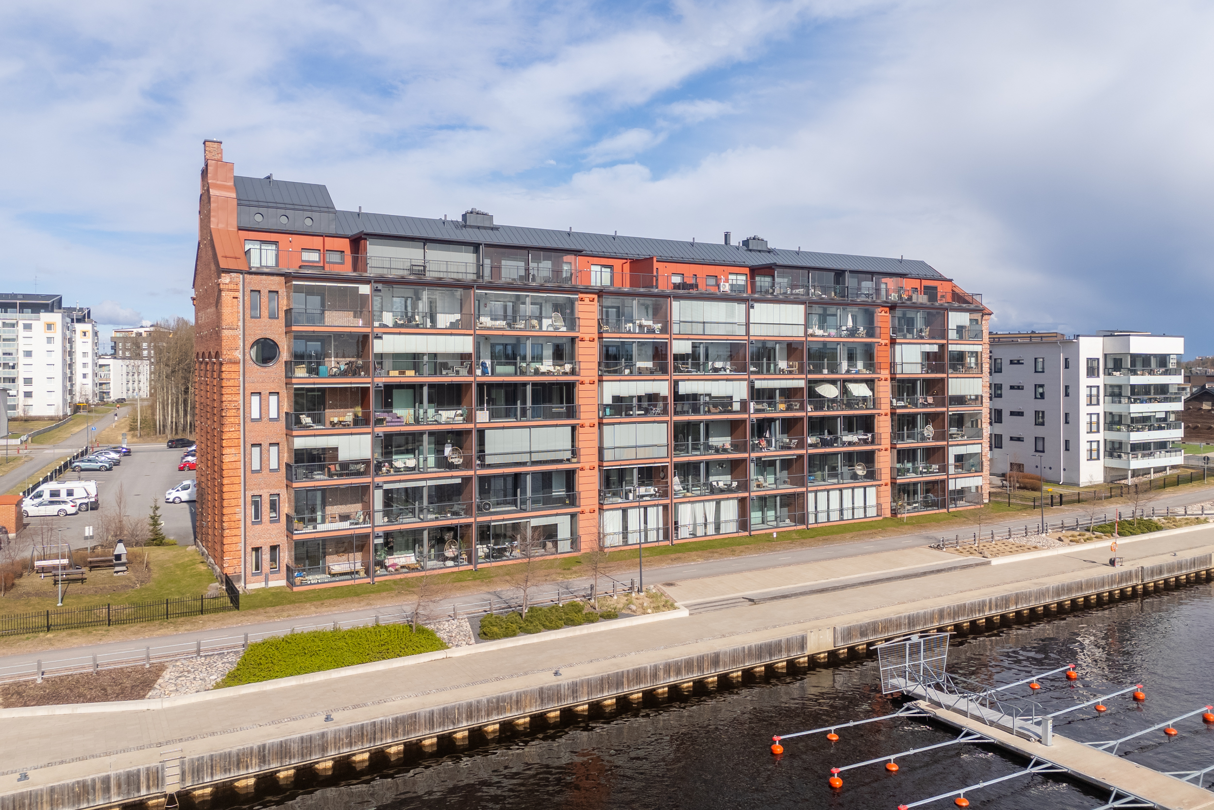 Höyrymyllyntie 8, Toppilansalmi, Oulu