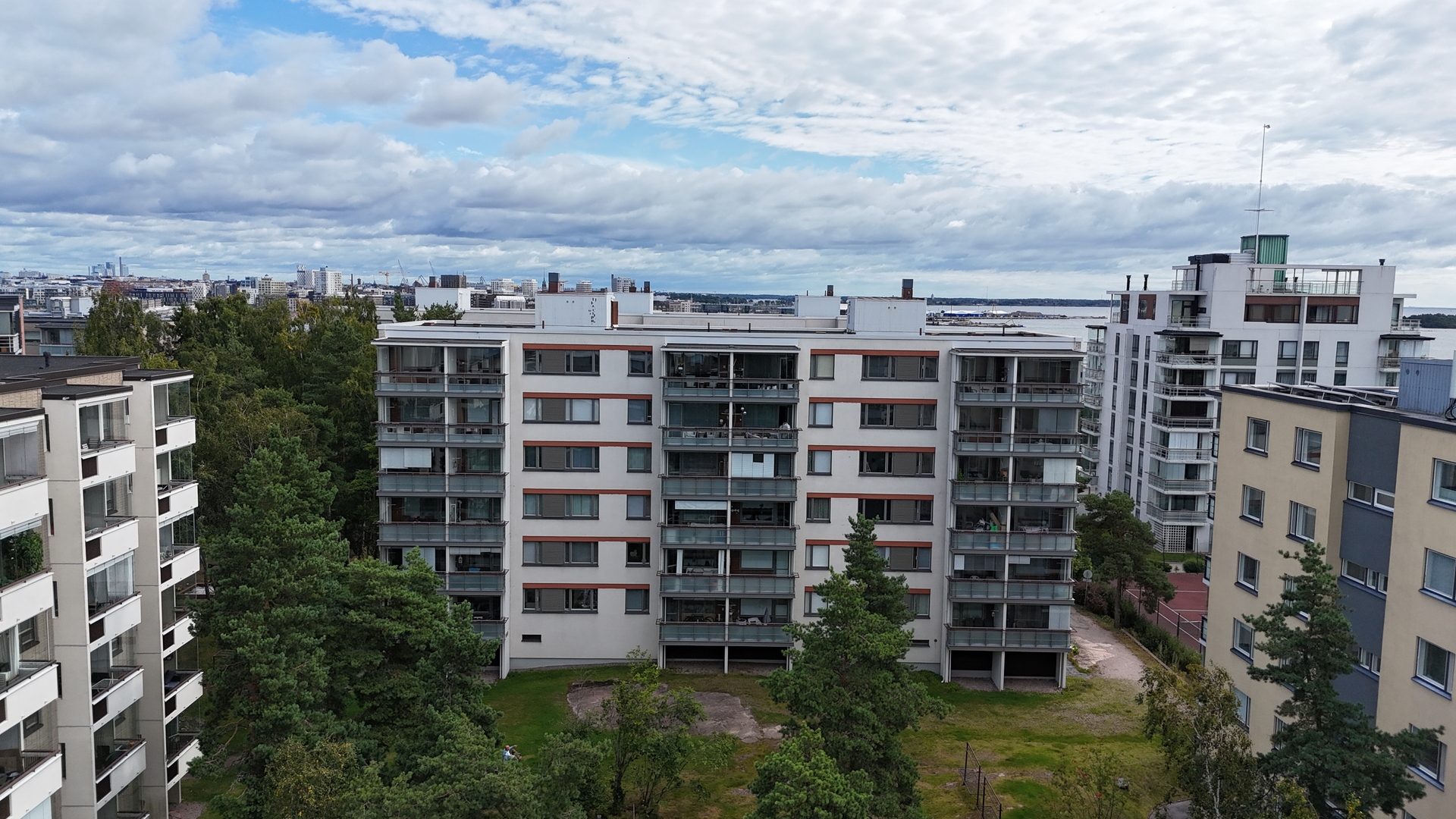 Vattuniemenkatu 4  , Lauttasaari, Helsinki